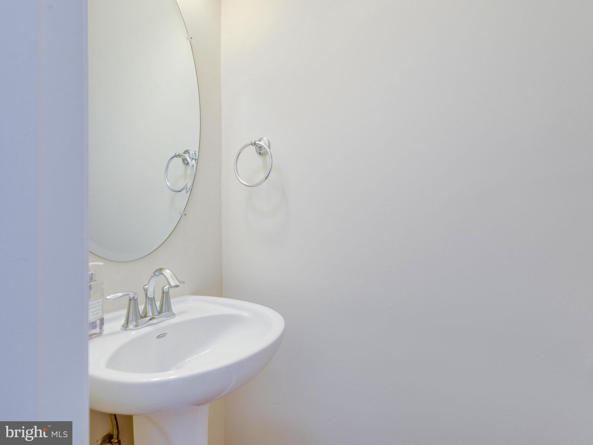 GOOSE CREEK VILLAGE SOUTH - Residential Lease