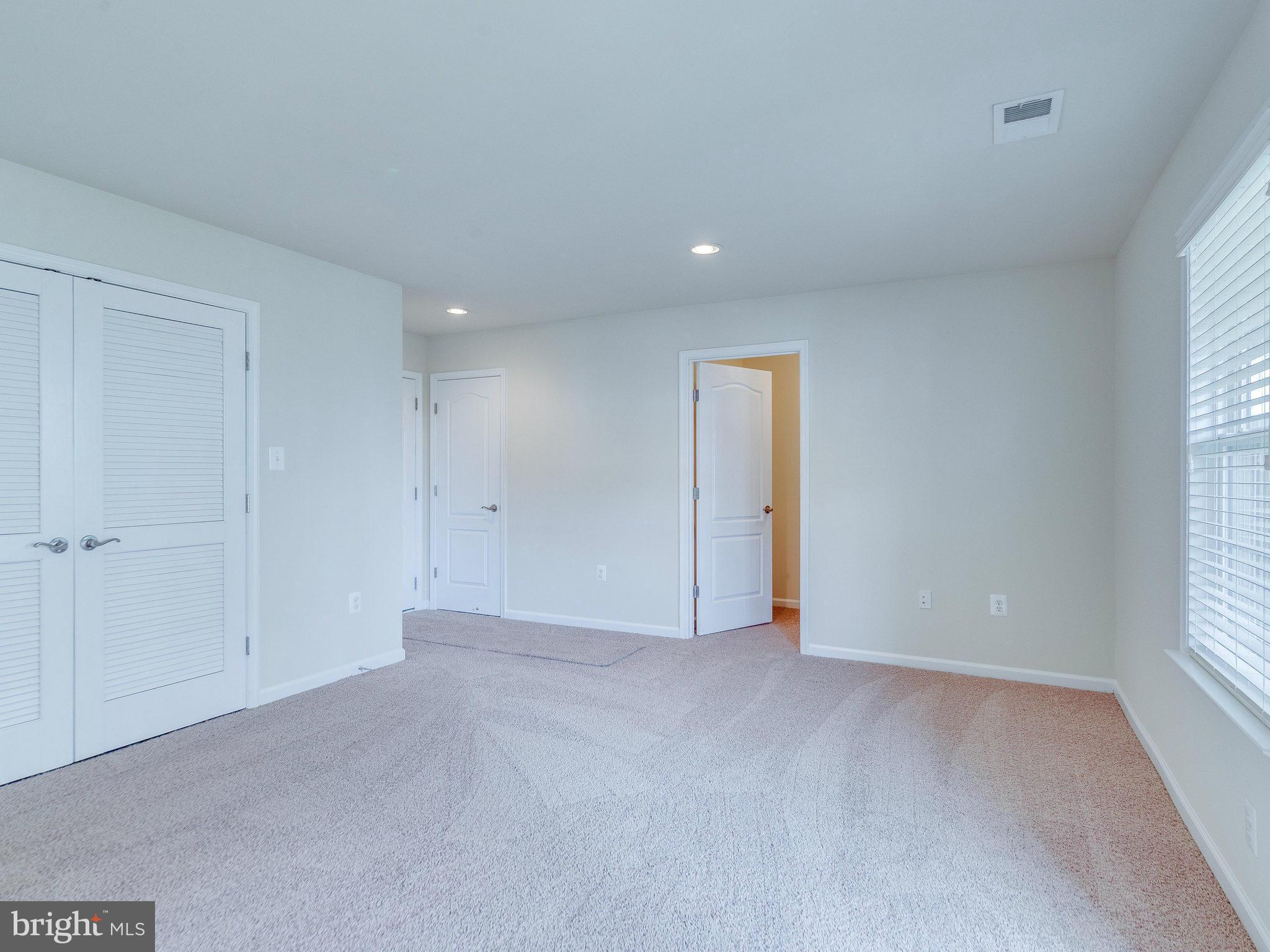 GOOSE CREEK VILLAGE SOUTH - Residential Lease