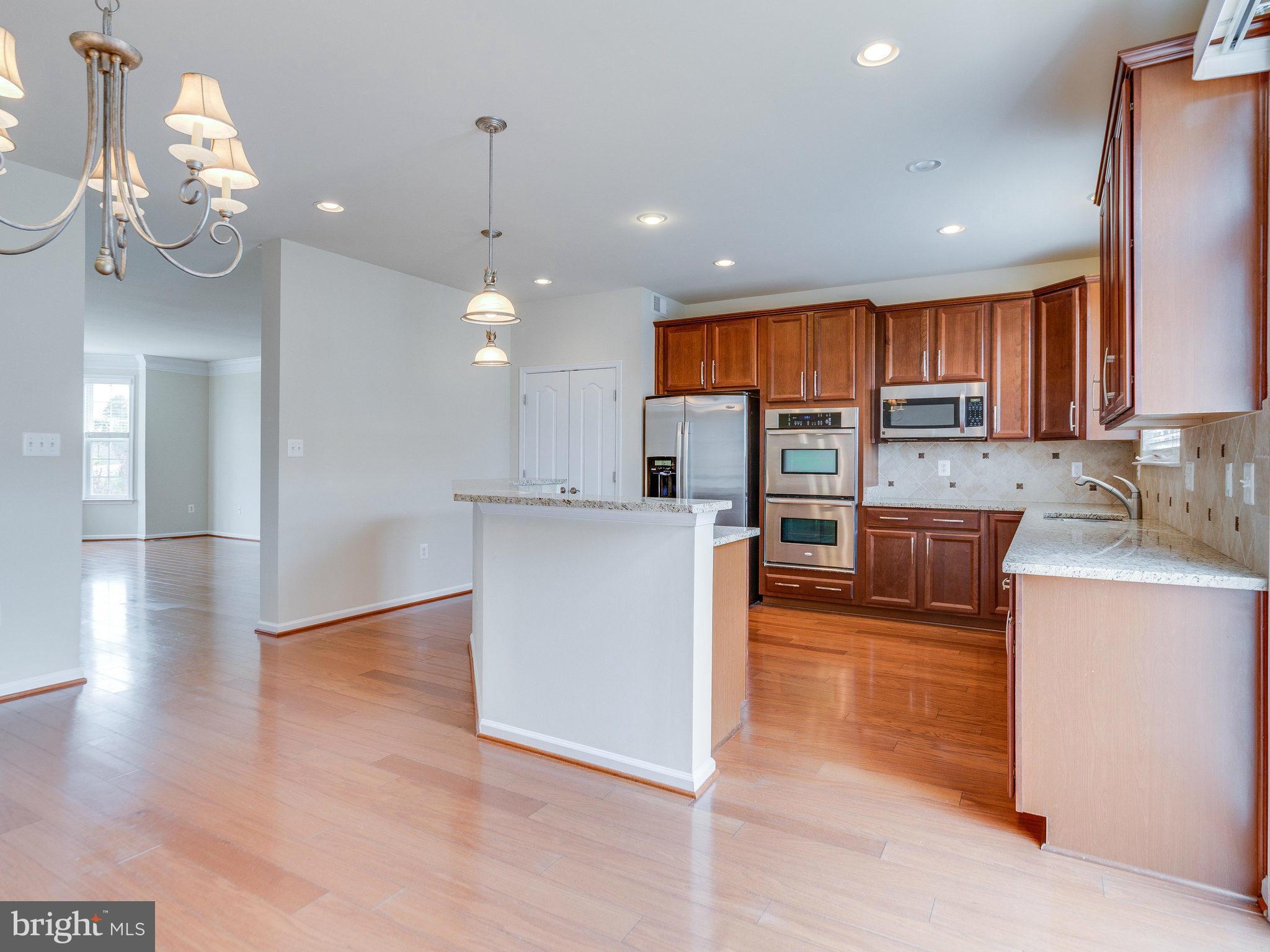 GOOSE CREEK VILLAGE SOUTH - Residential Lease