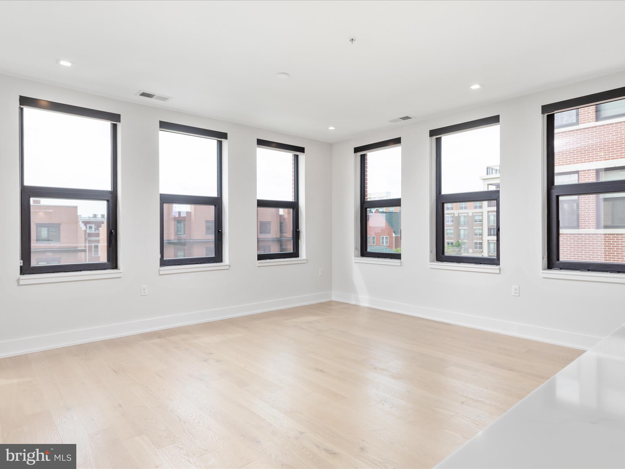 POTOMAC YARD - Residential