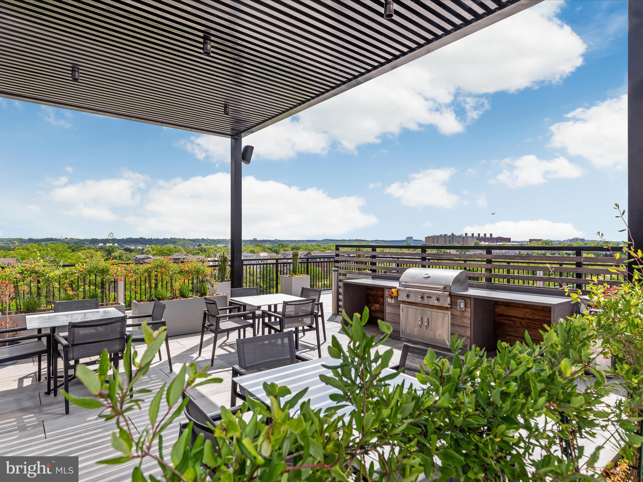 POTOMAC YARD - Residential