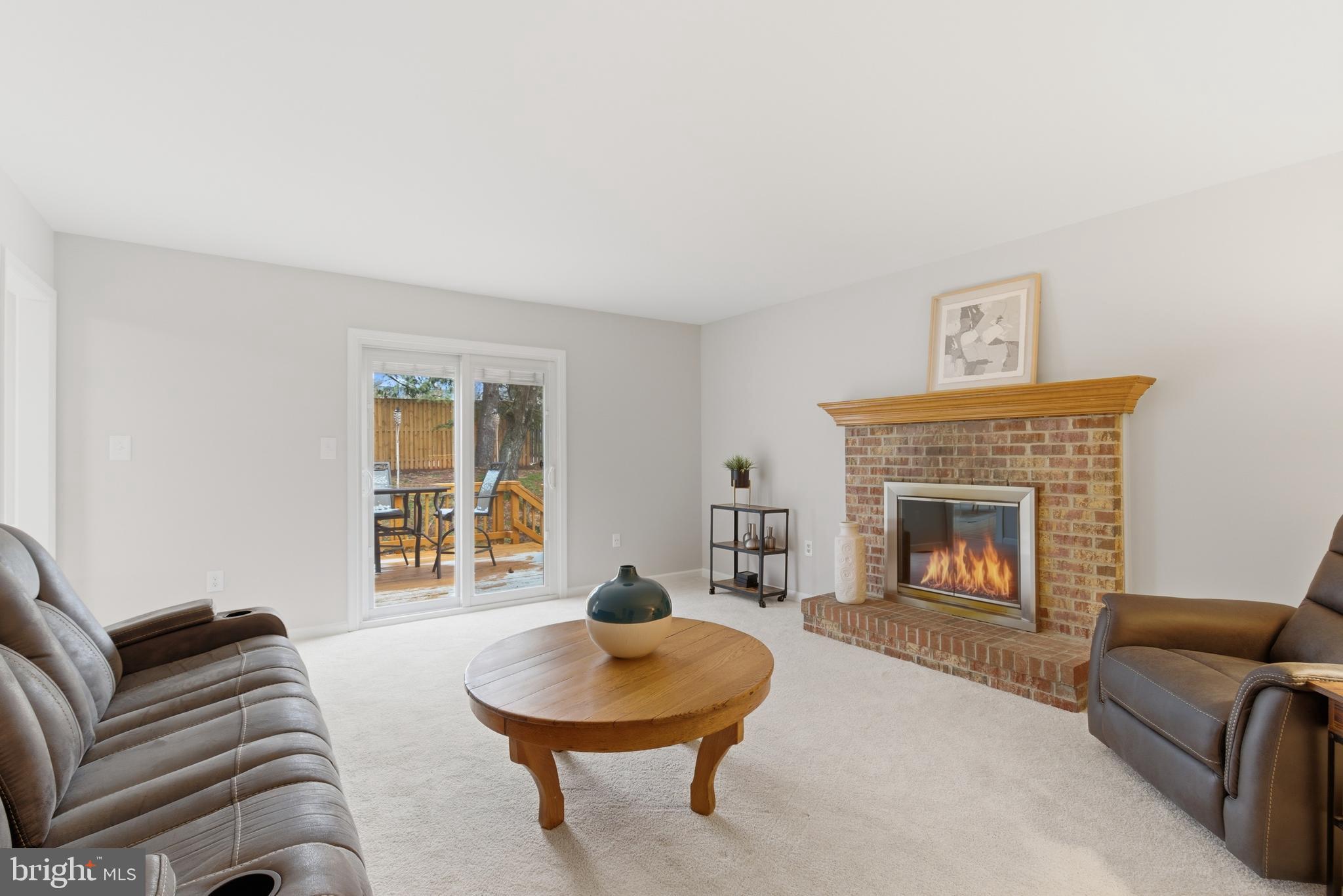 BROAD OAKS - Residential