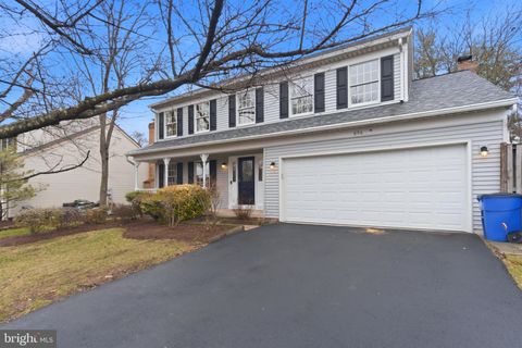 Property photo of 896 Broad Oaks Drive, Herndon, VA 20170