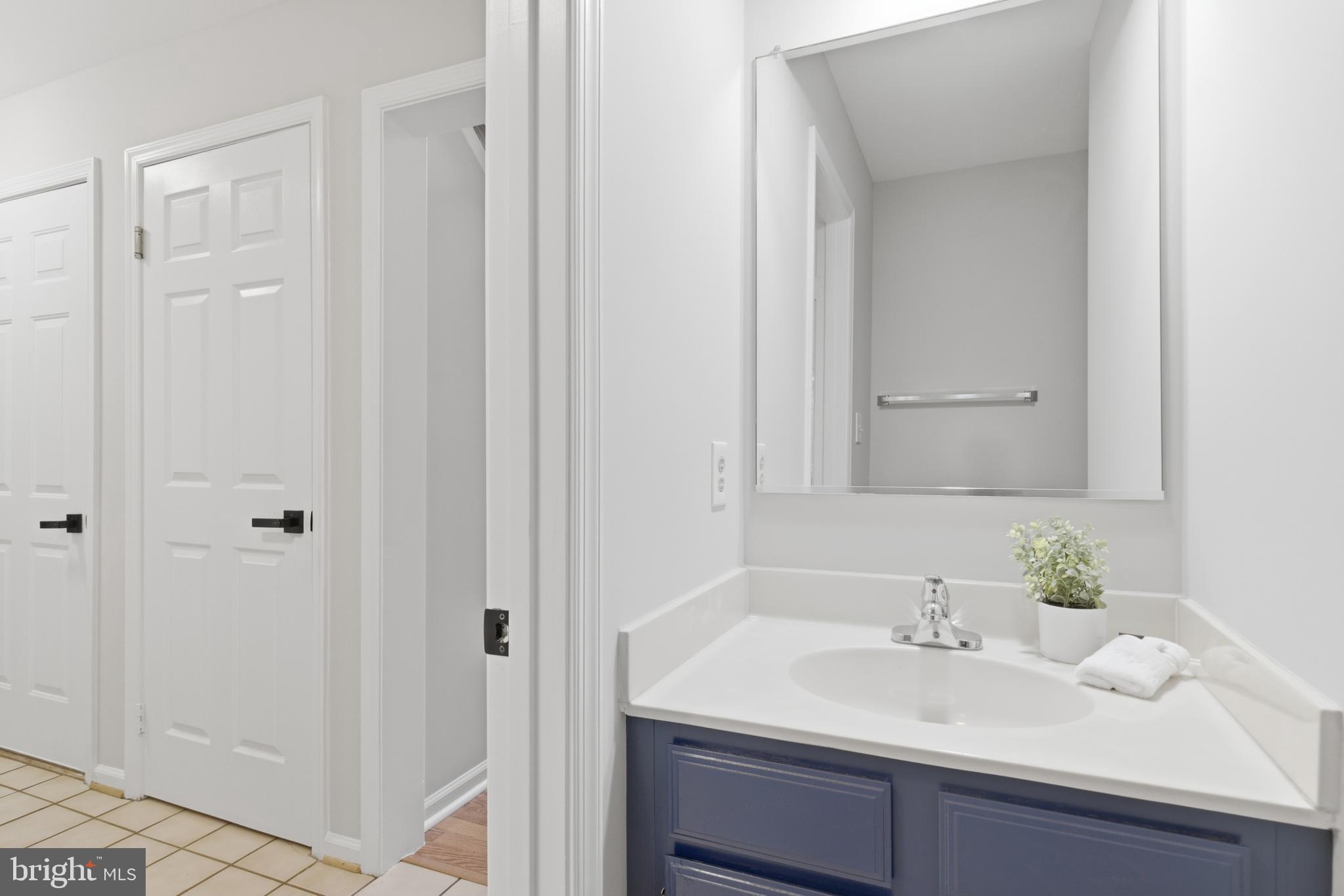 BROAD OAKS - Residential