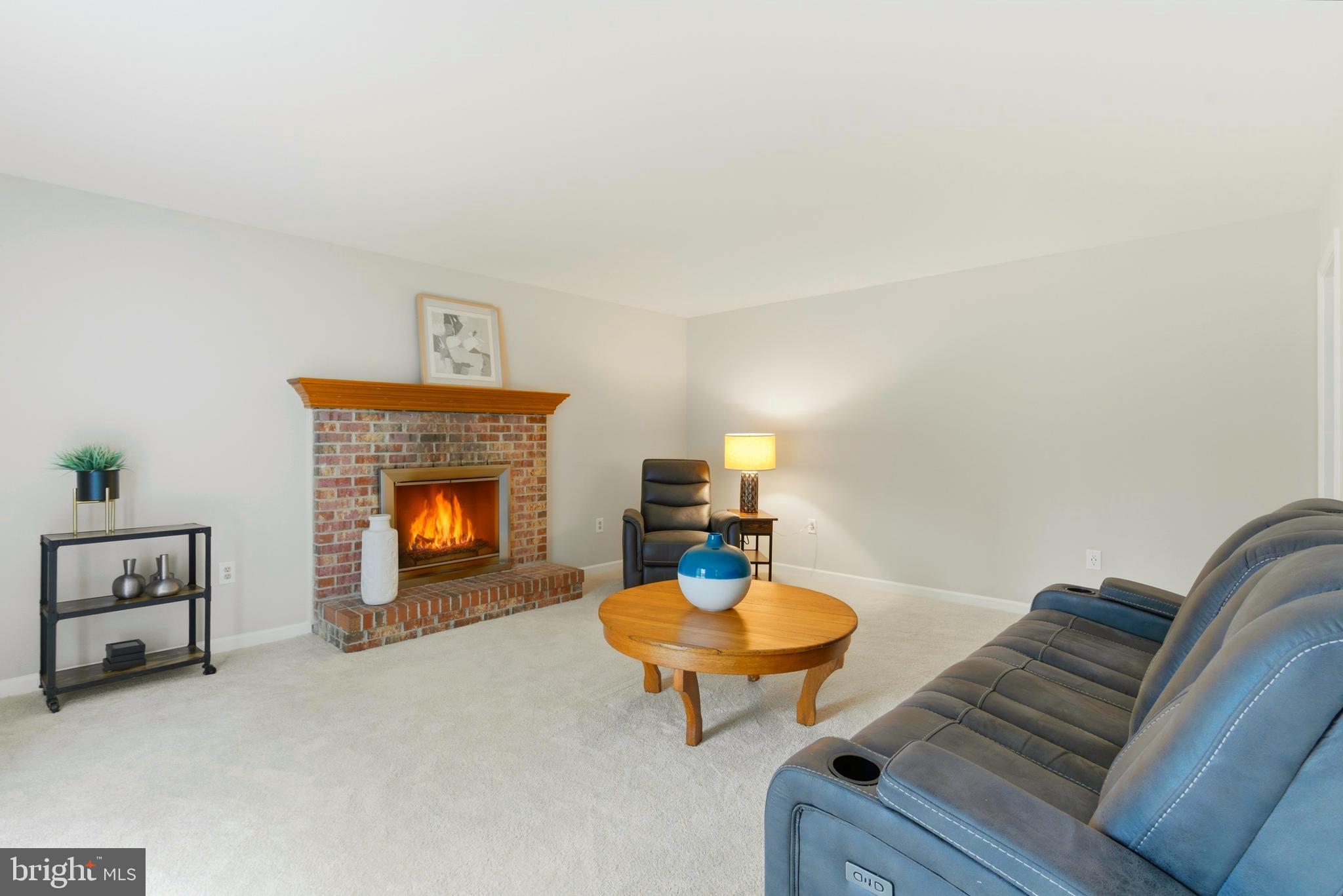 BROAD OAKS - Residential