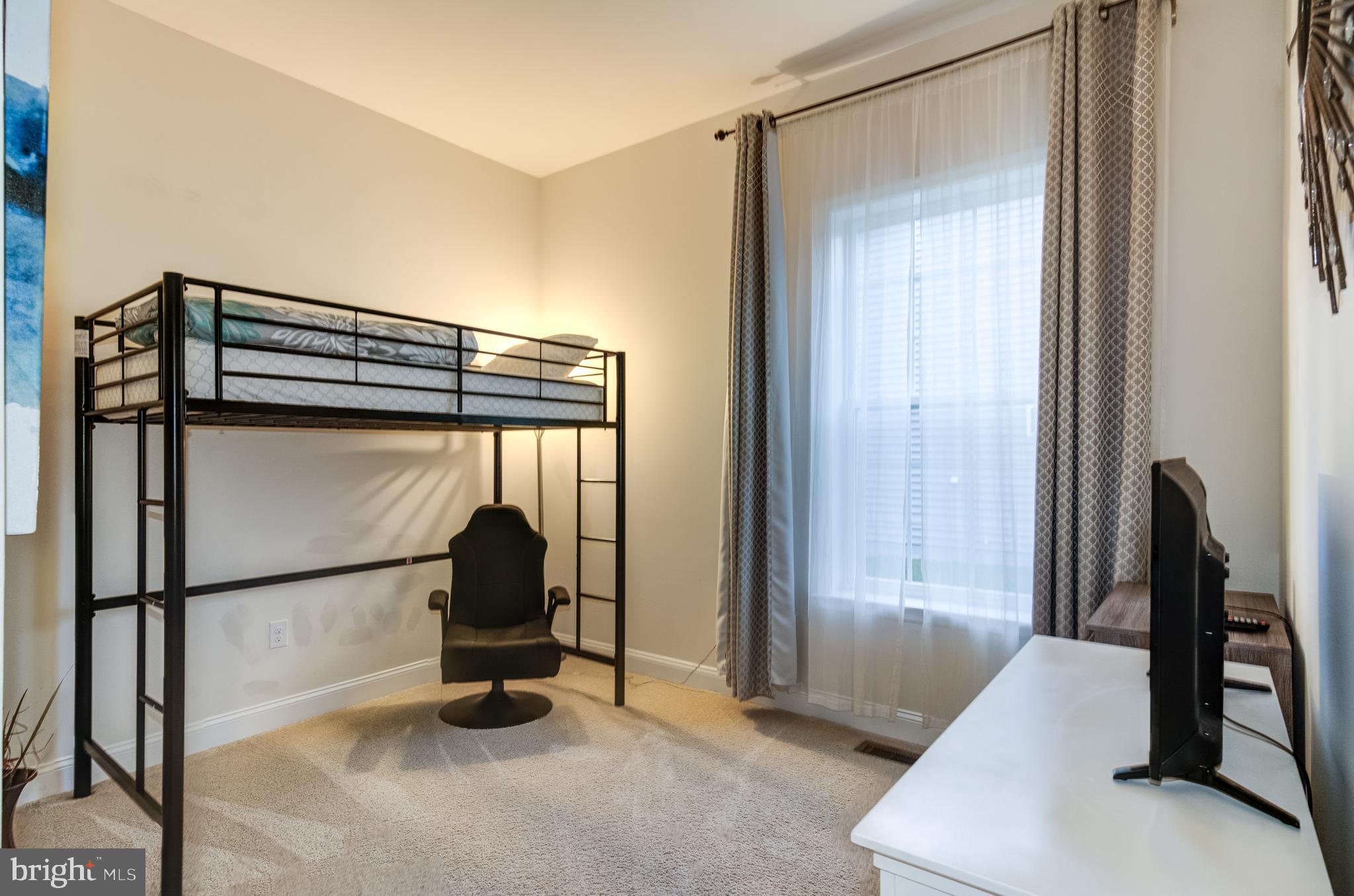 SHELTON WOODS - Residential