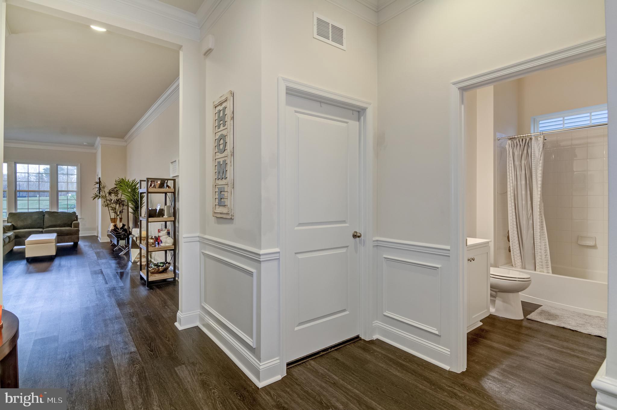 SHELTON WOODS - Residential