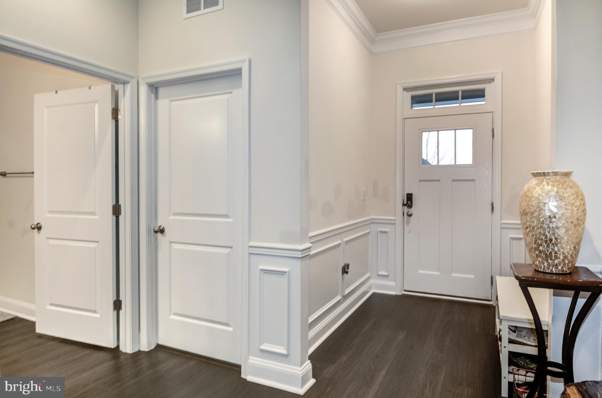 SHELTON WOODS - Residential