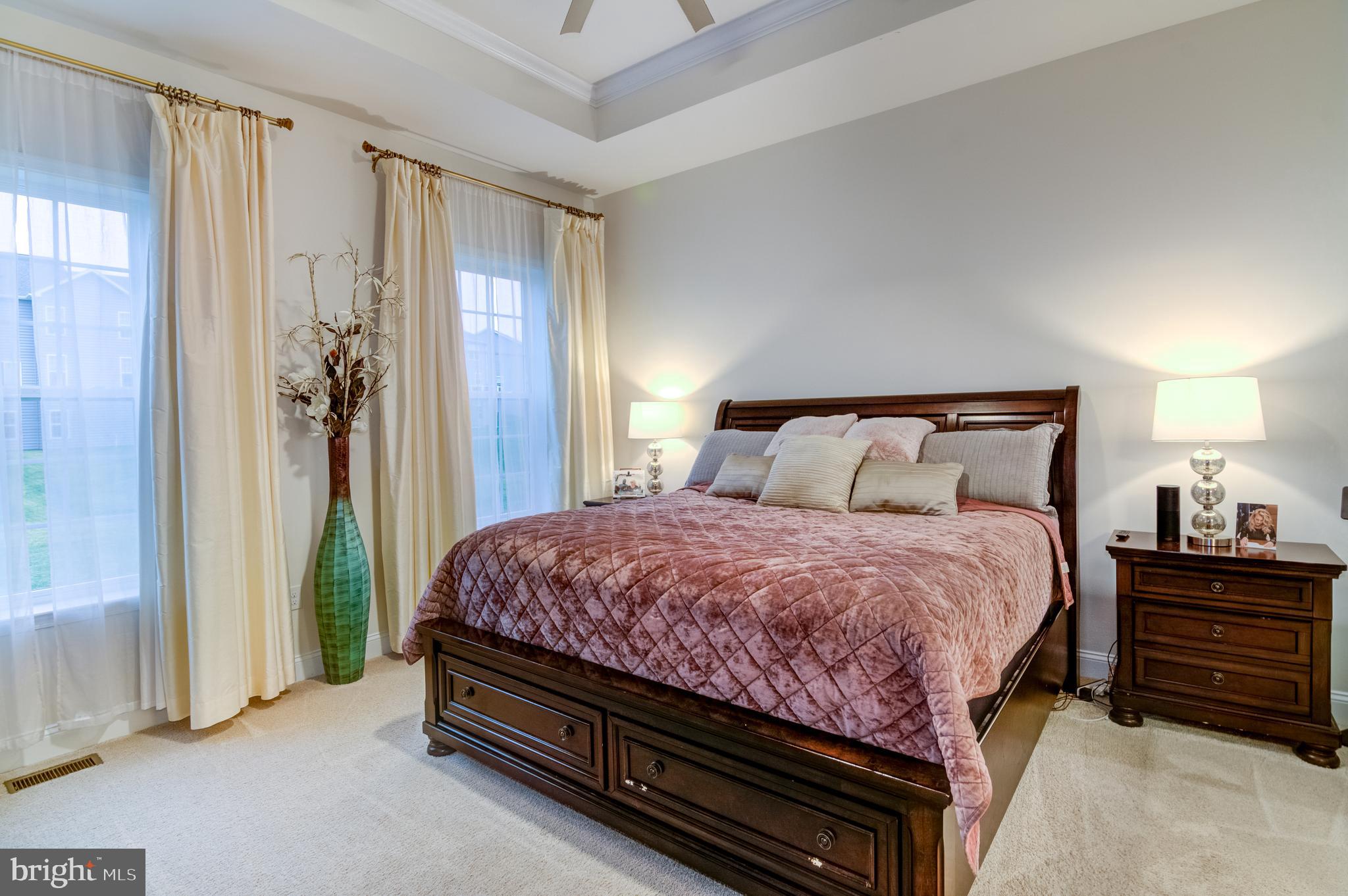 SHELTON WOODS - Residential