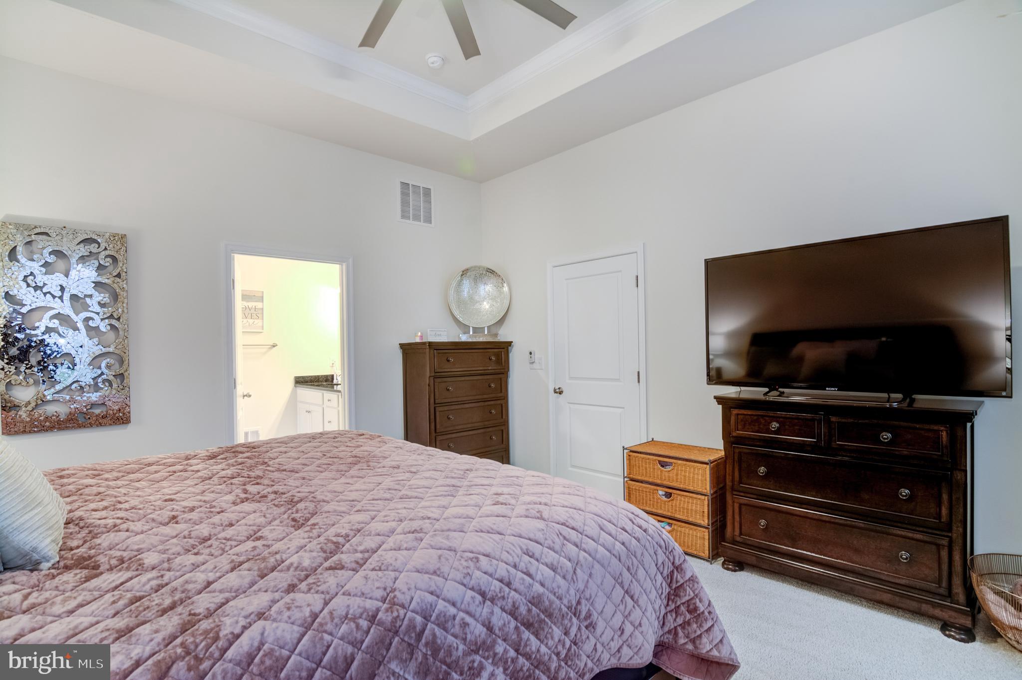 SHELTON WOODS - Residential