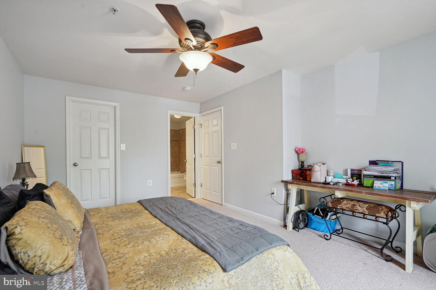 MARKET CENTER CONDOMINIUM - Residential