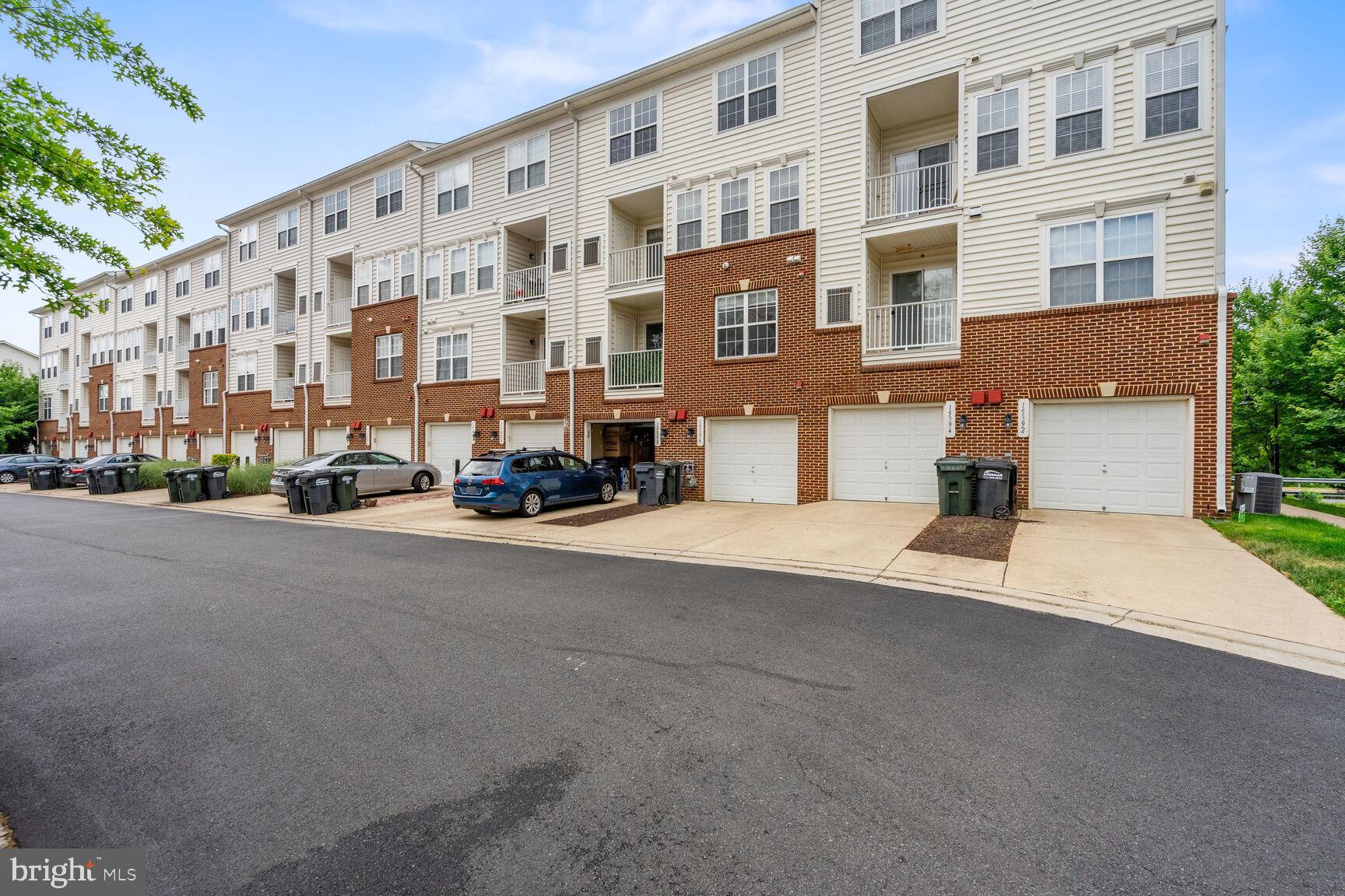 MARKET CENTER CONDOMINIUM - Residential