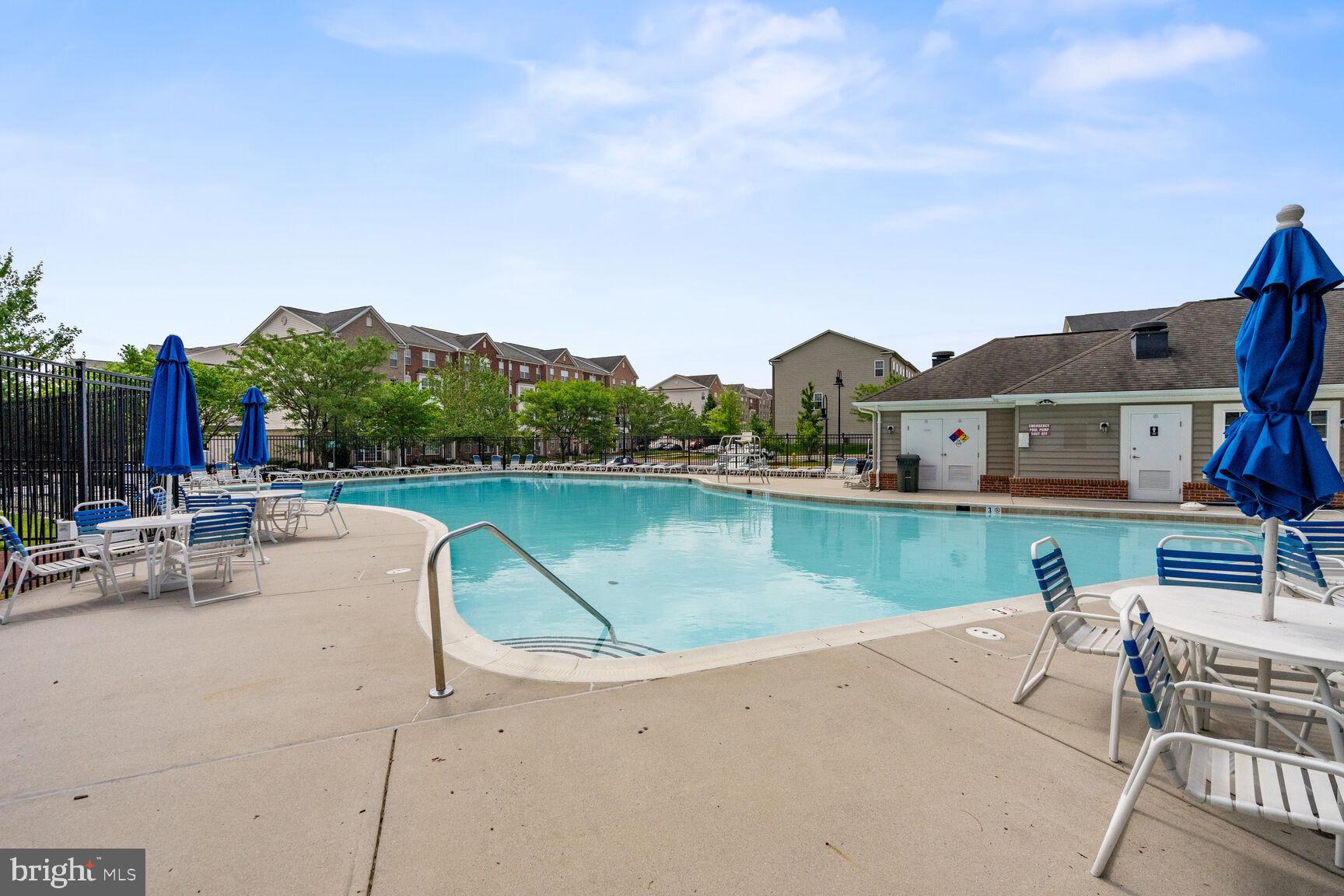 MARKET CENTER CONDOMINIUM - Residential