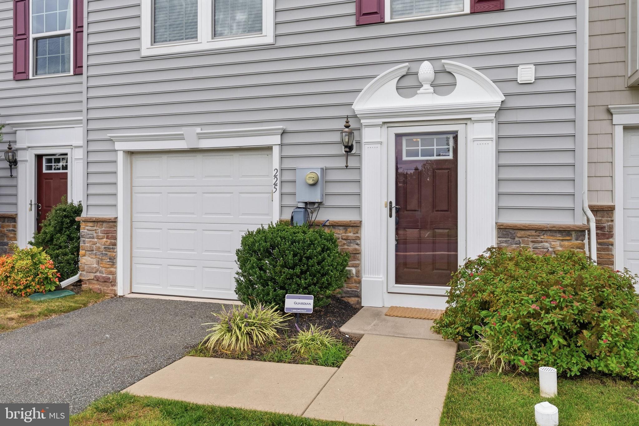 225 TULIP LANE