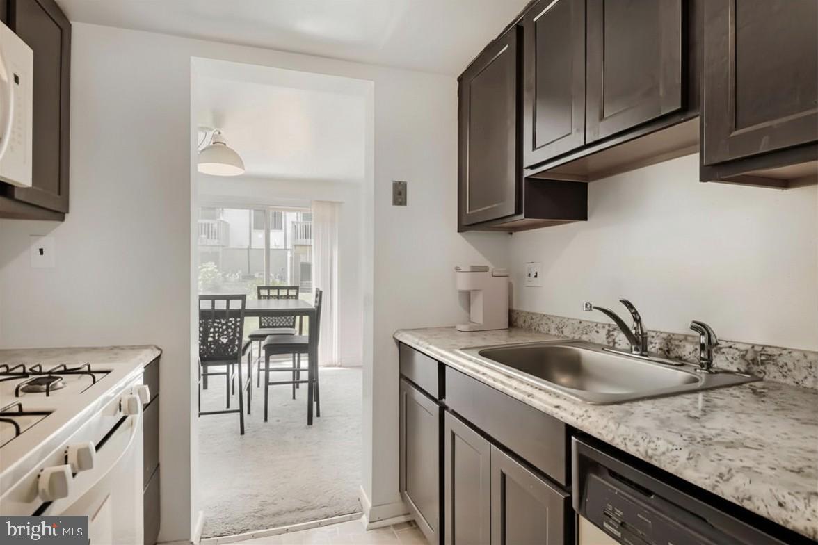 21 EASTFORD COURT 21