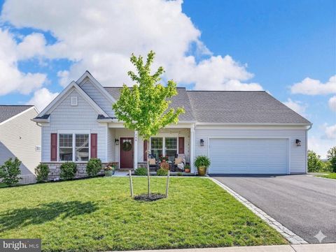 Homes For Sale - 606 Lilliana Drive<br/> LEBANON, PA 17046