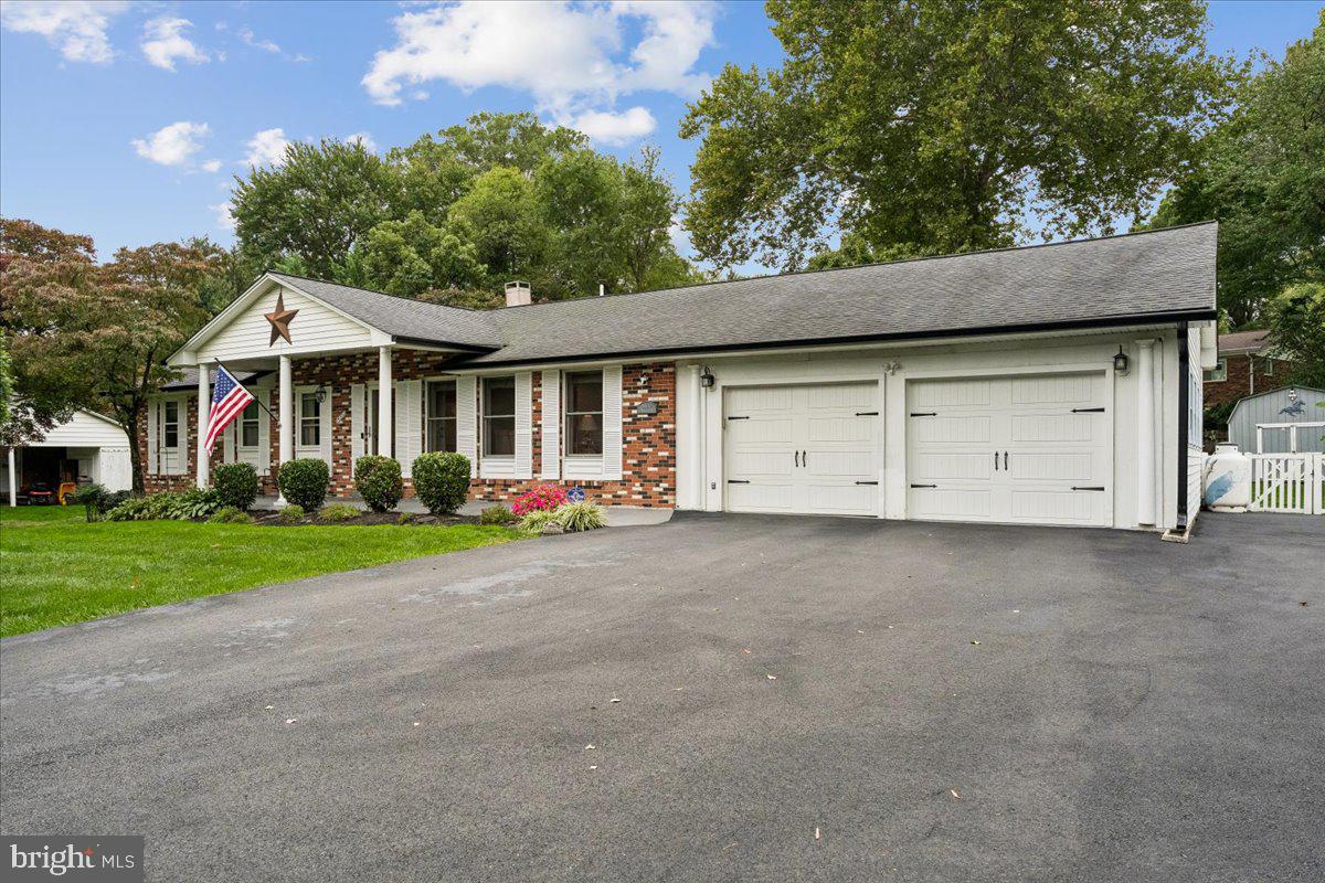 14532 PERRYWOOD DRIVE