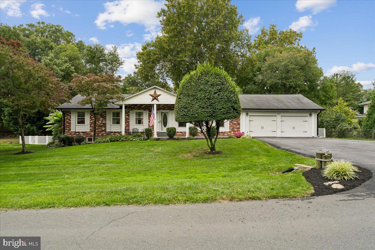 14532 PERRYWOOD DRIVE