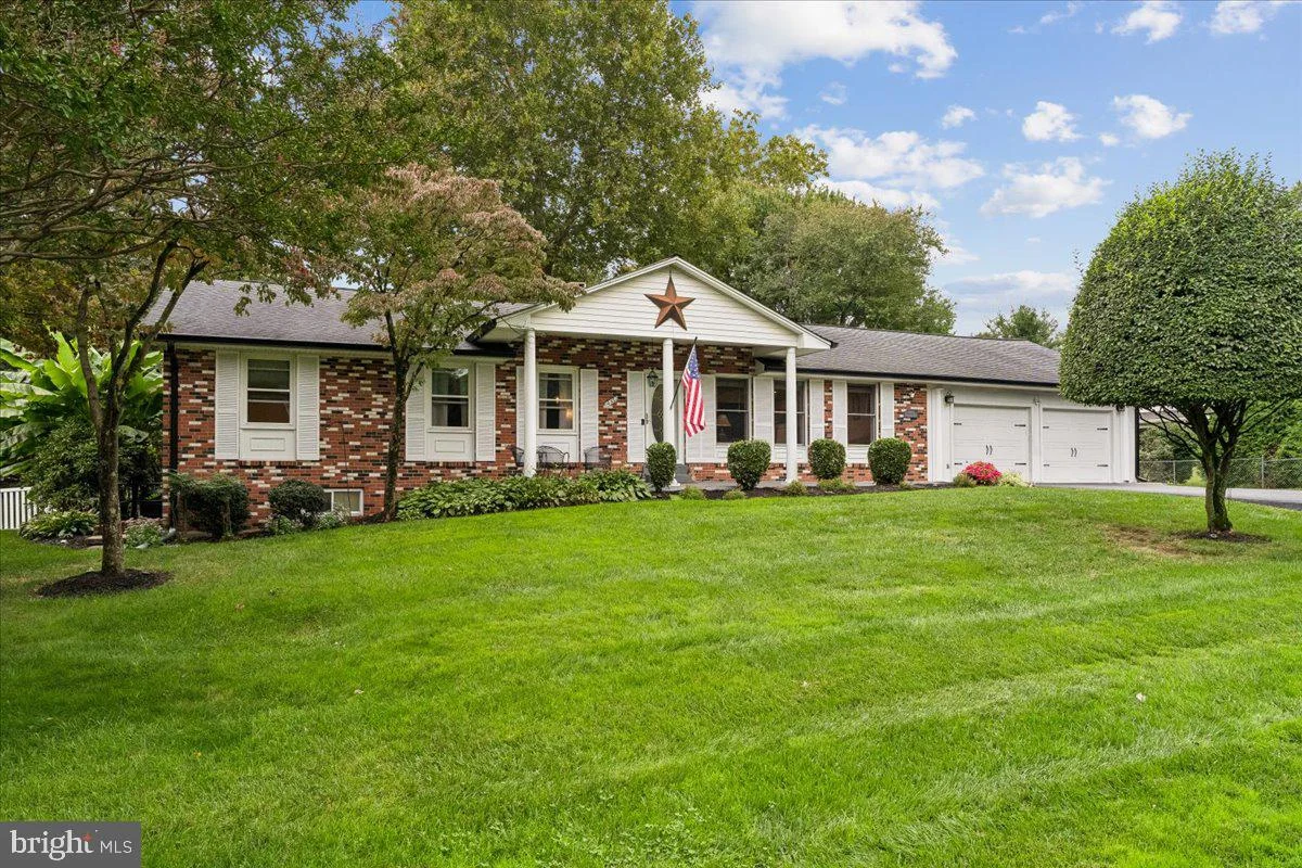 14532 Perrywood Drive, Burtonsville, MD 20866