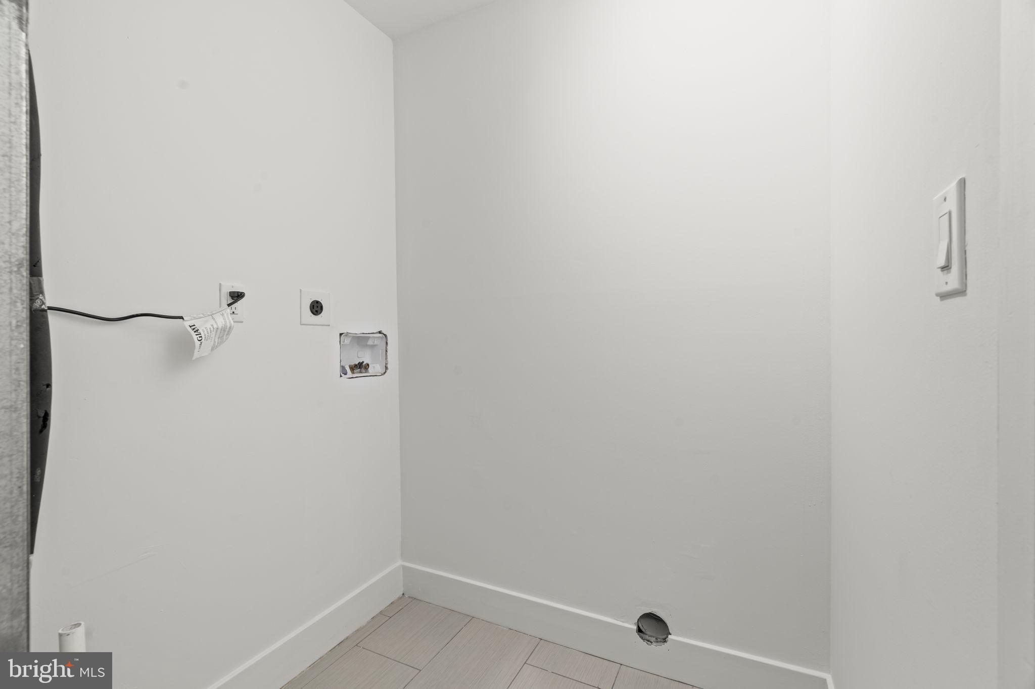 POINT BREEZE - Residential Lease