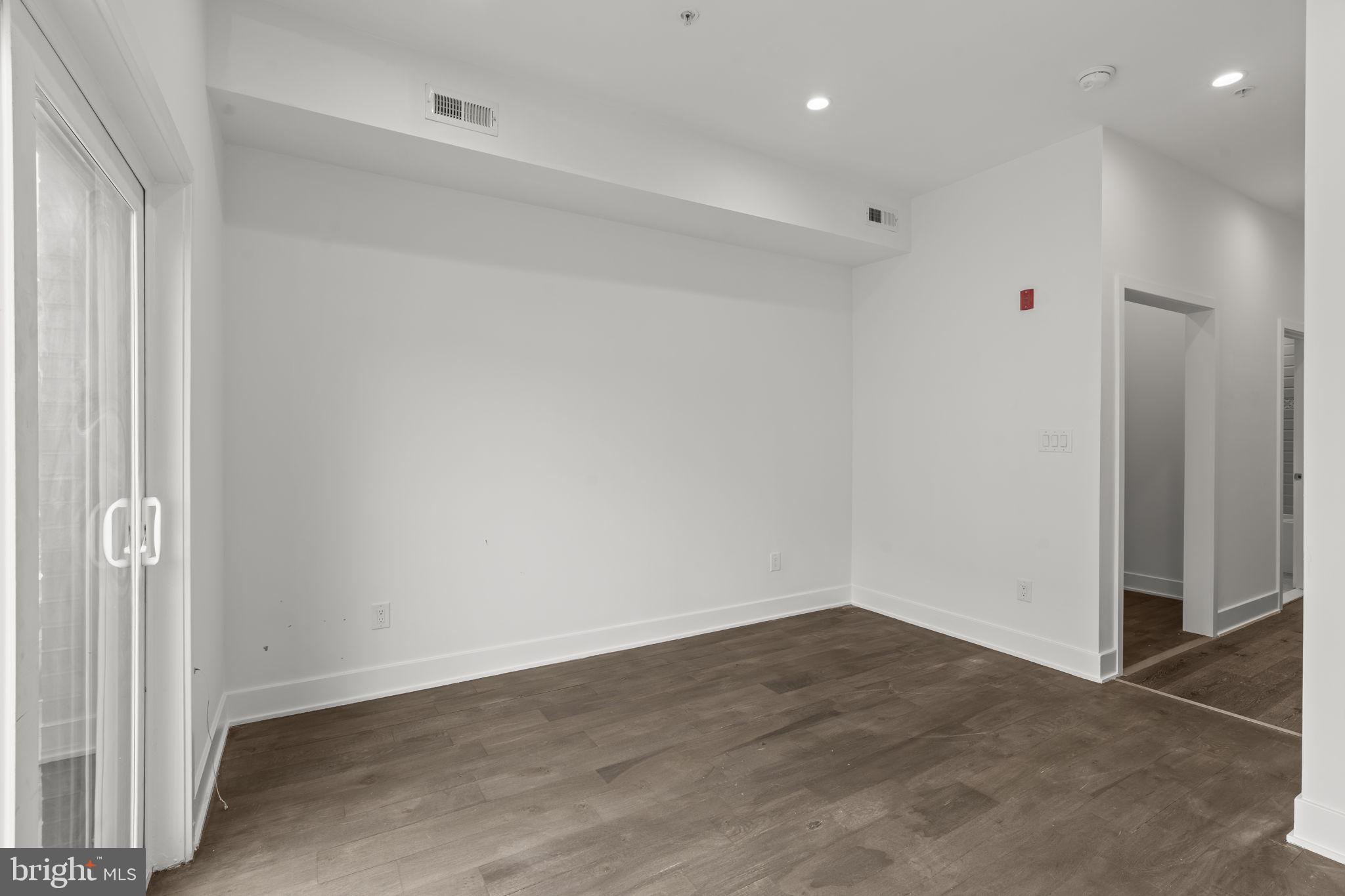 POINT BREEZE - Residential Lease