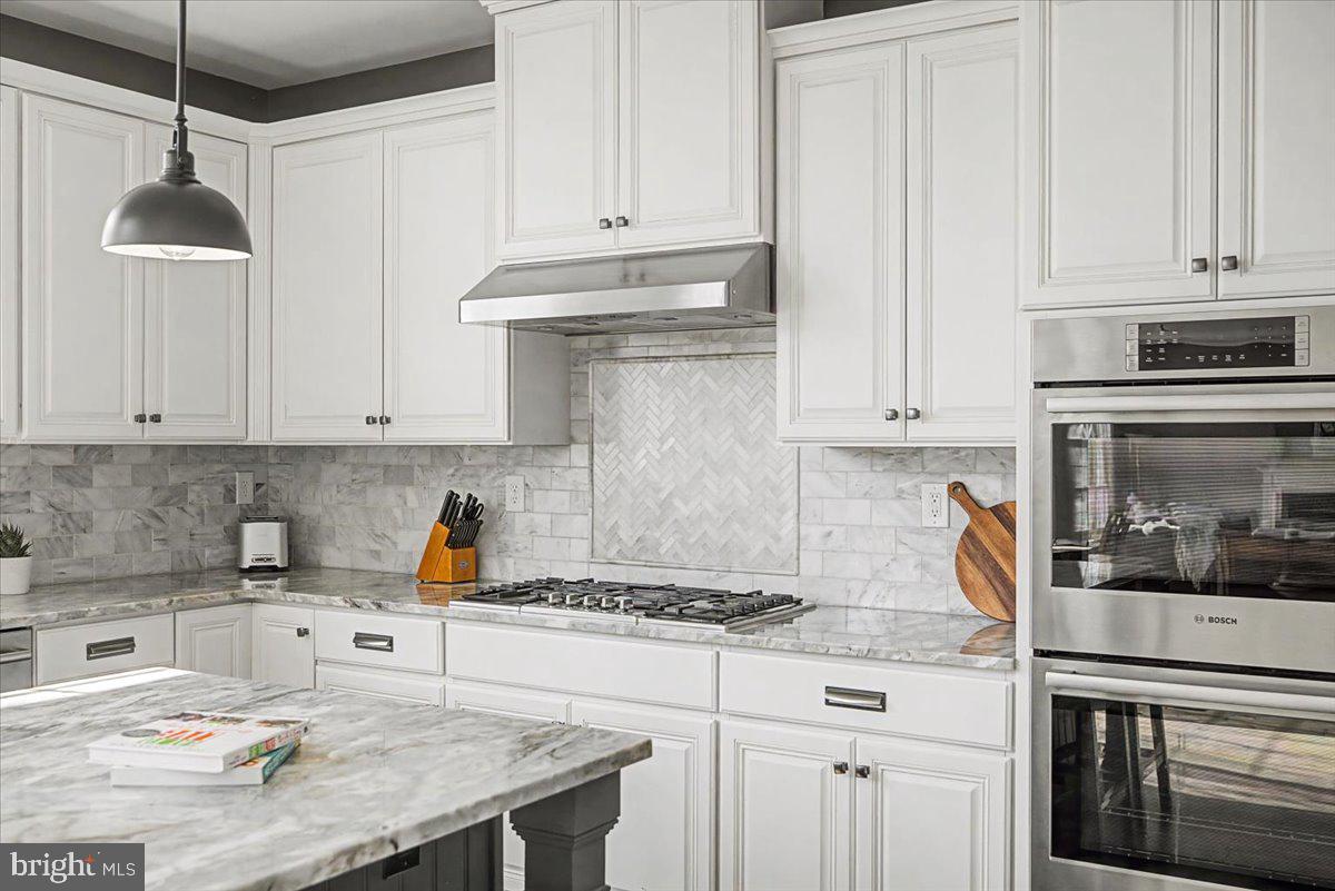 RIDINGS OF WARWICK - Residential