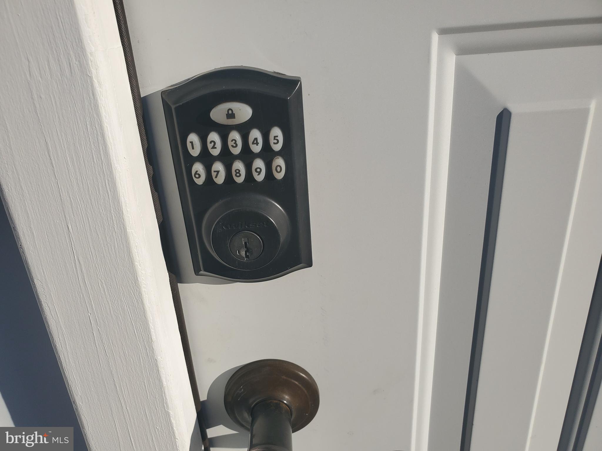 DUTCH LANE - Residential