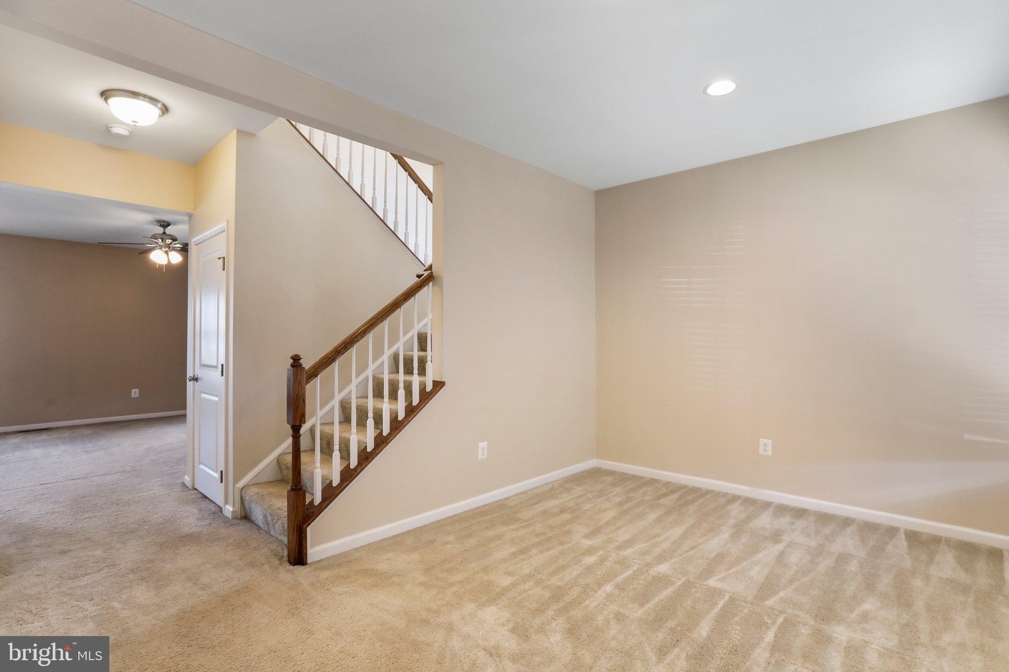 POTOMAC STATION - Residential Lease