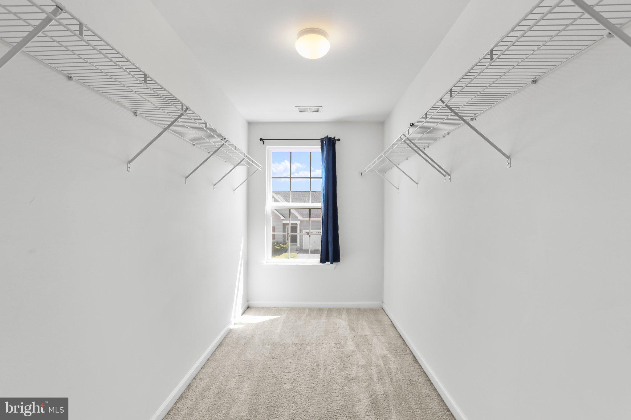 POTOMAC STATION - Residential Lease