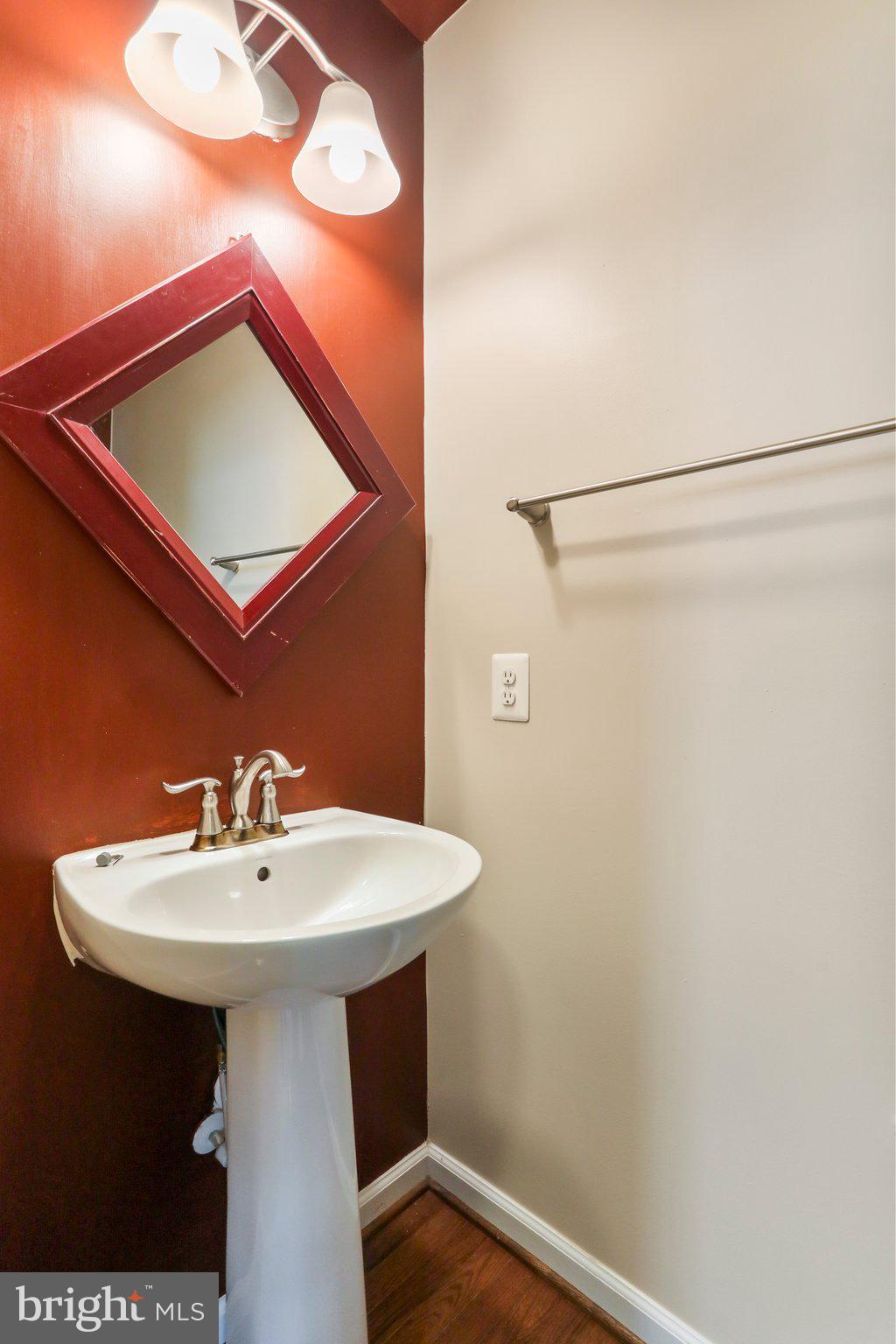 POTOMAC STATION - Residential Lease