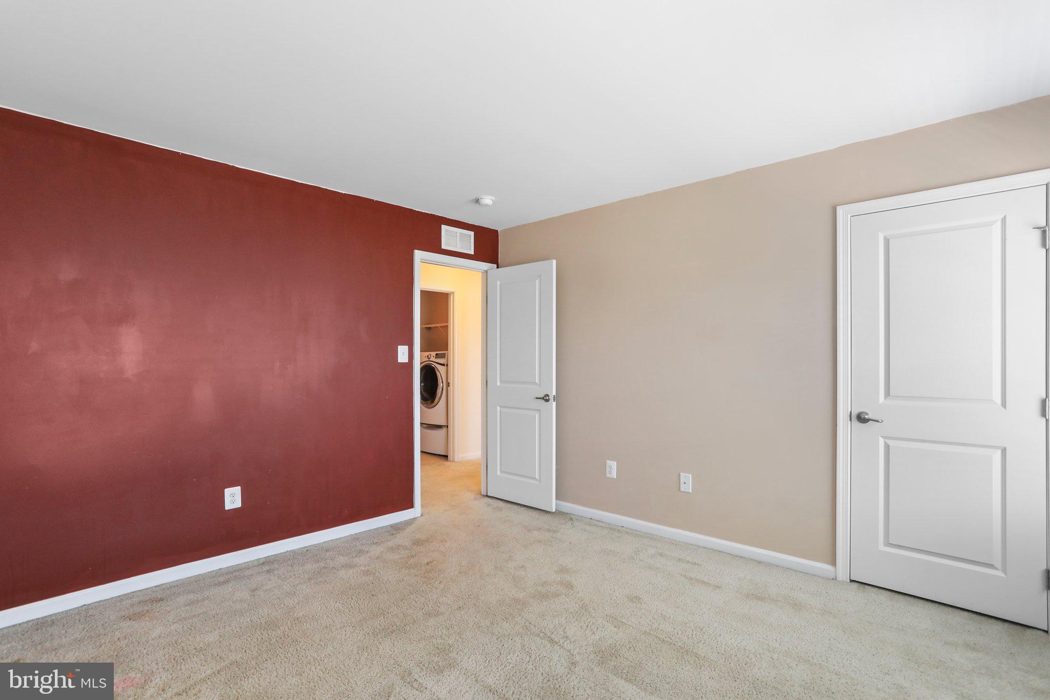 POTOMAC STATION - Residential Lease