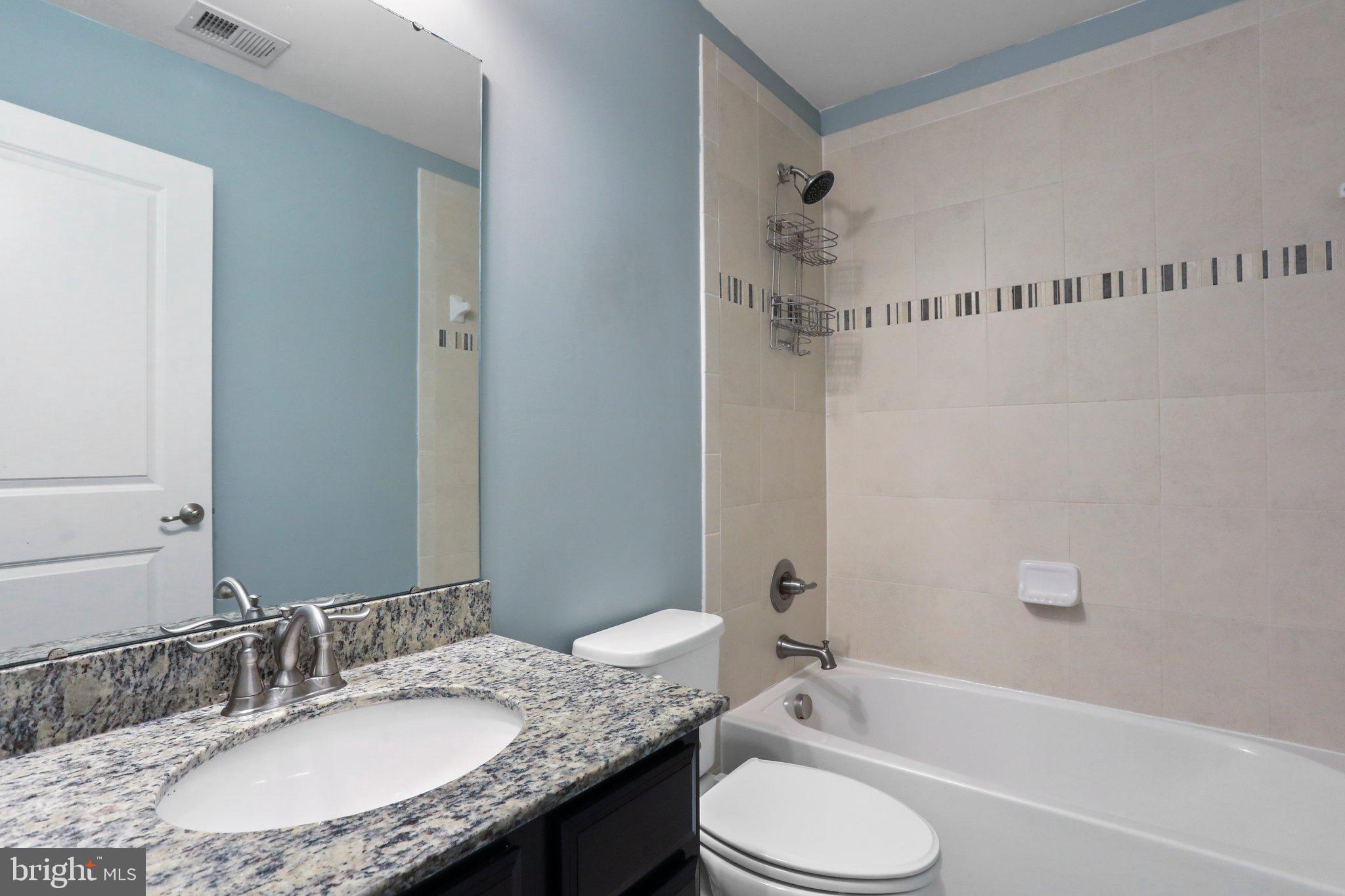 POTOMAC STATION - Residential Lease