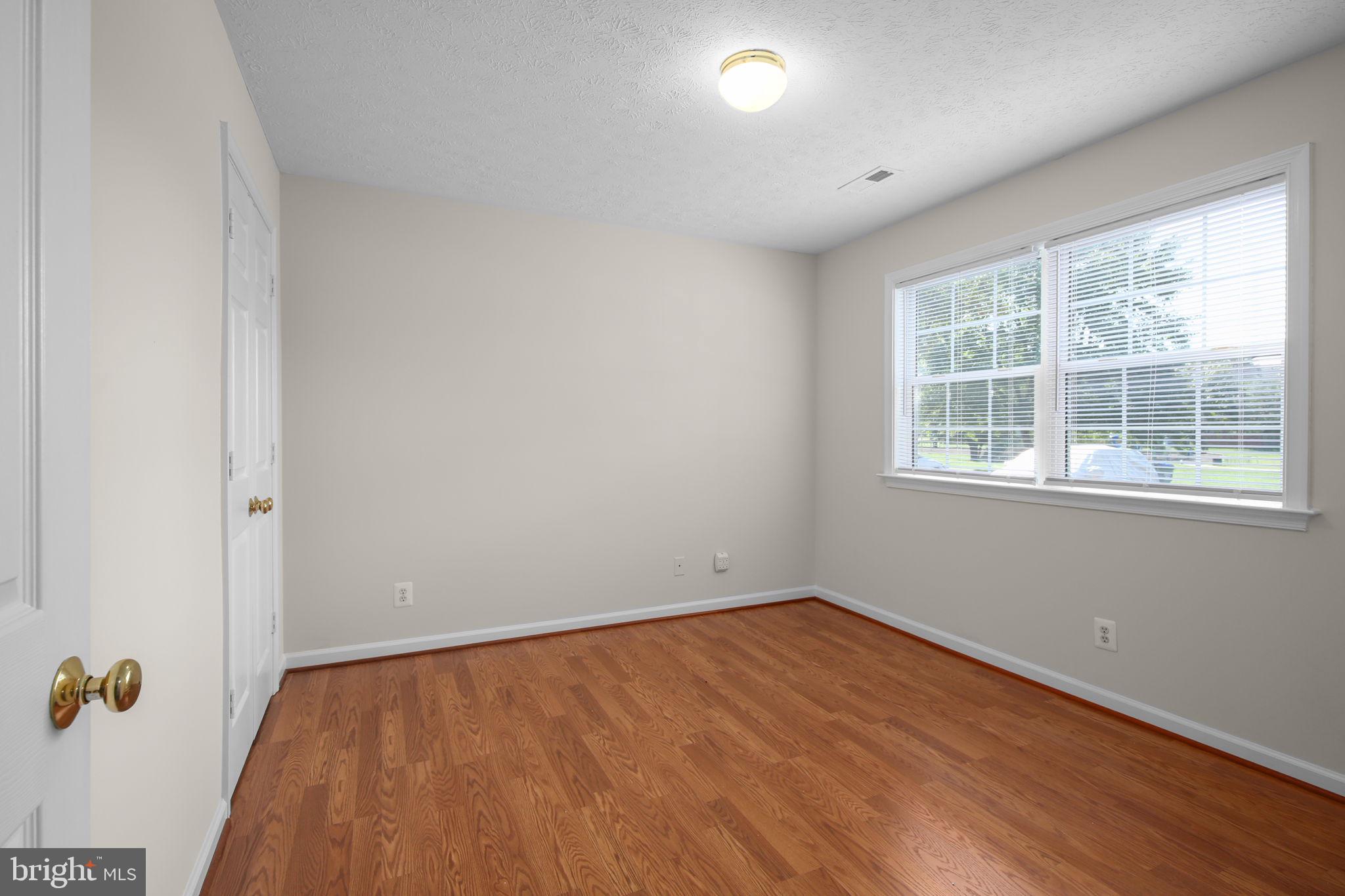 506 KENSINGTON DRIVE