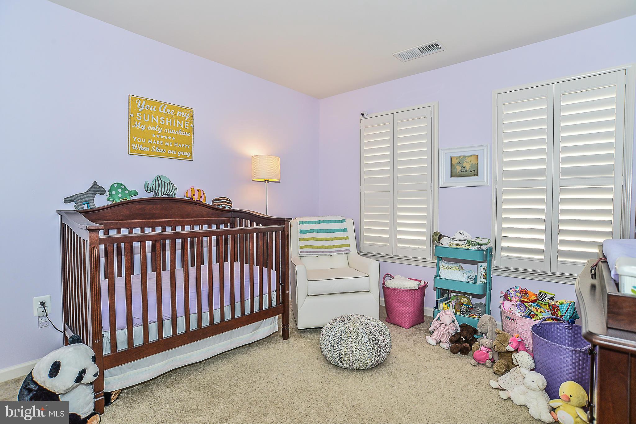 SHIRLINGTON CREST - Residential