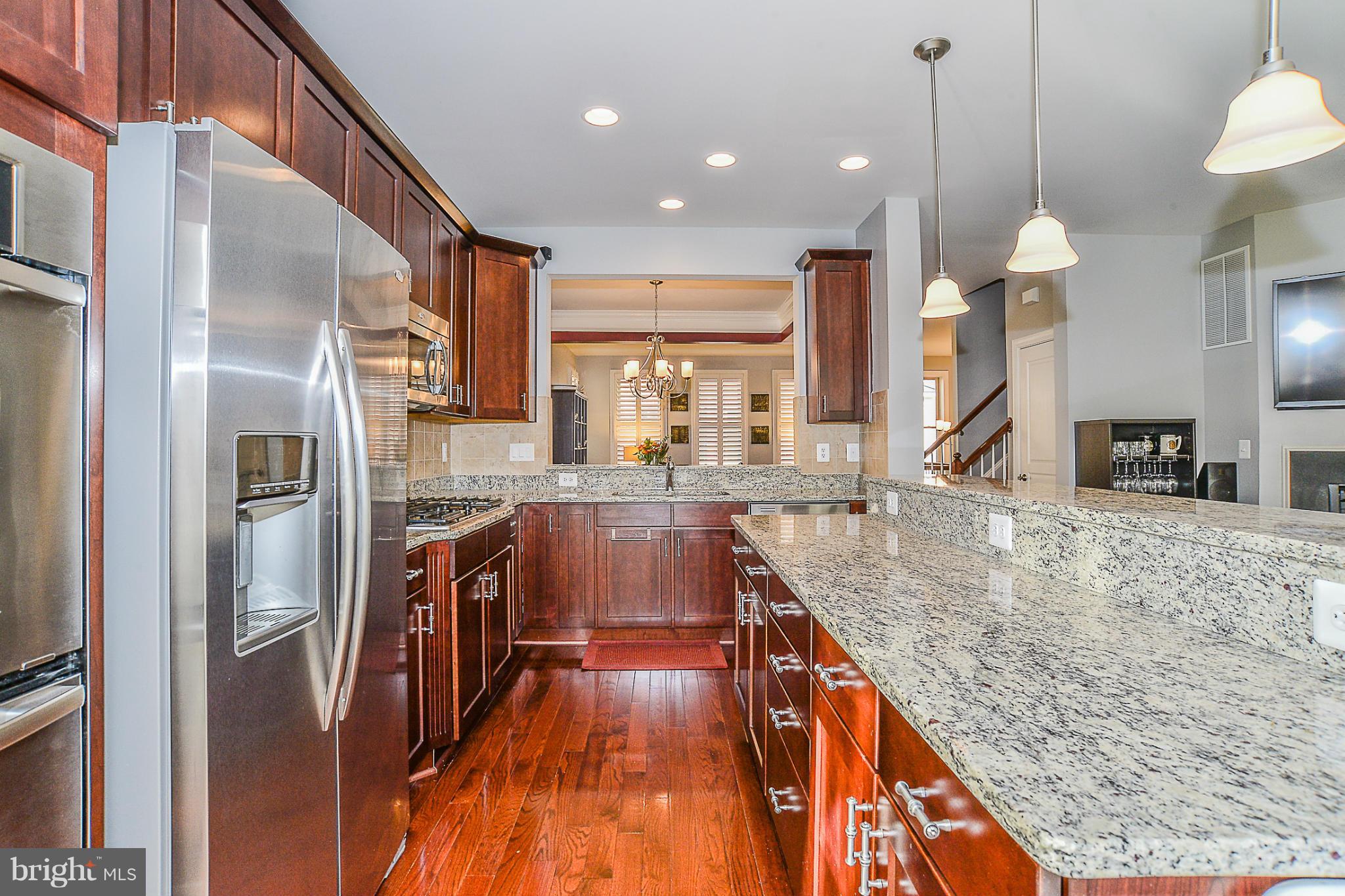 SHIRLINGTON CREST - Residential