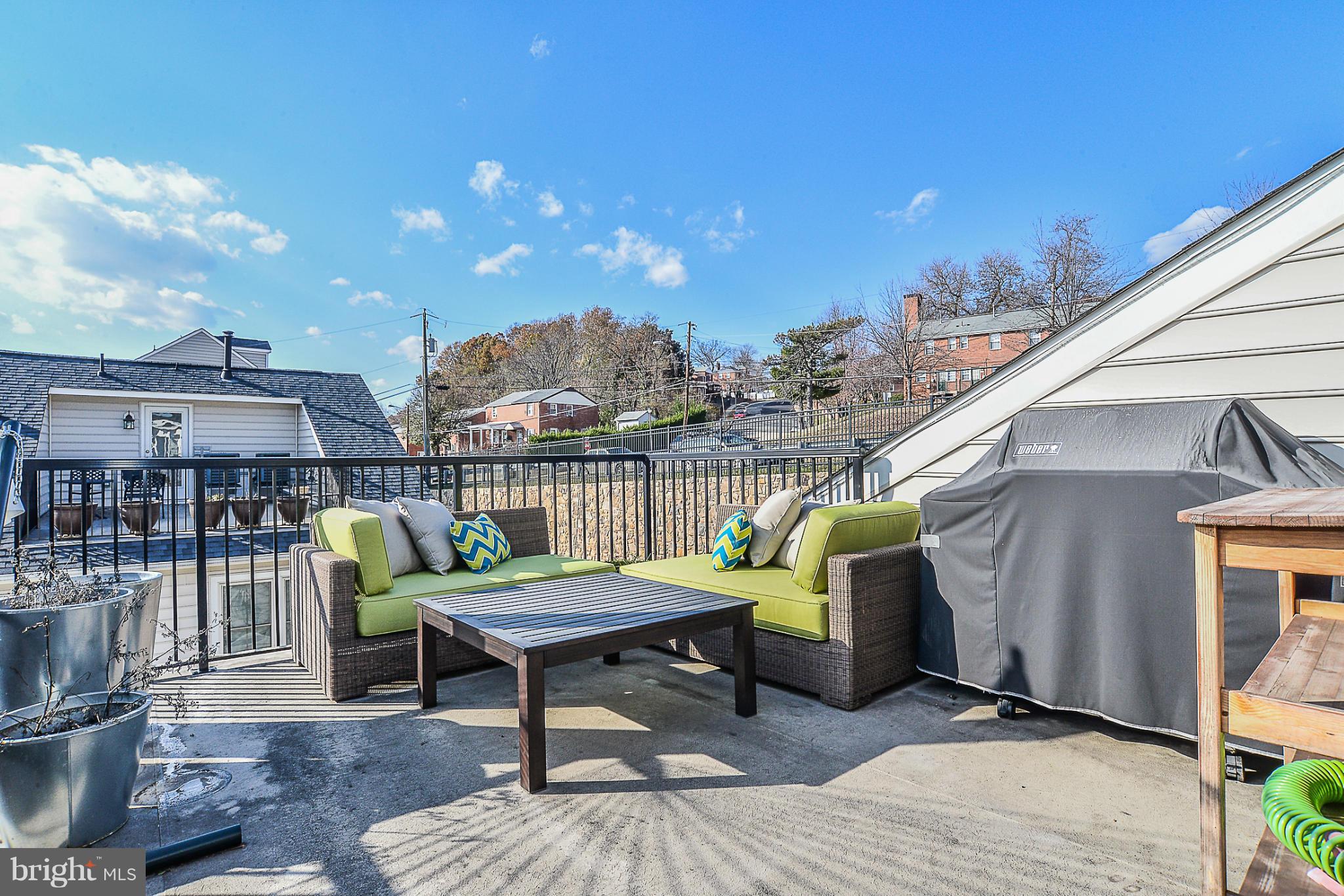 SHIRLINGTON CREST - Residential