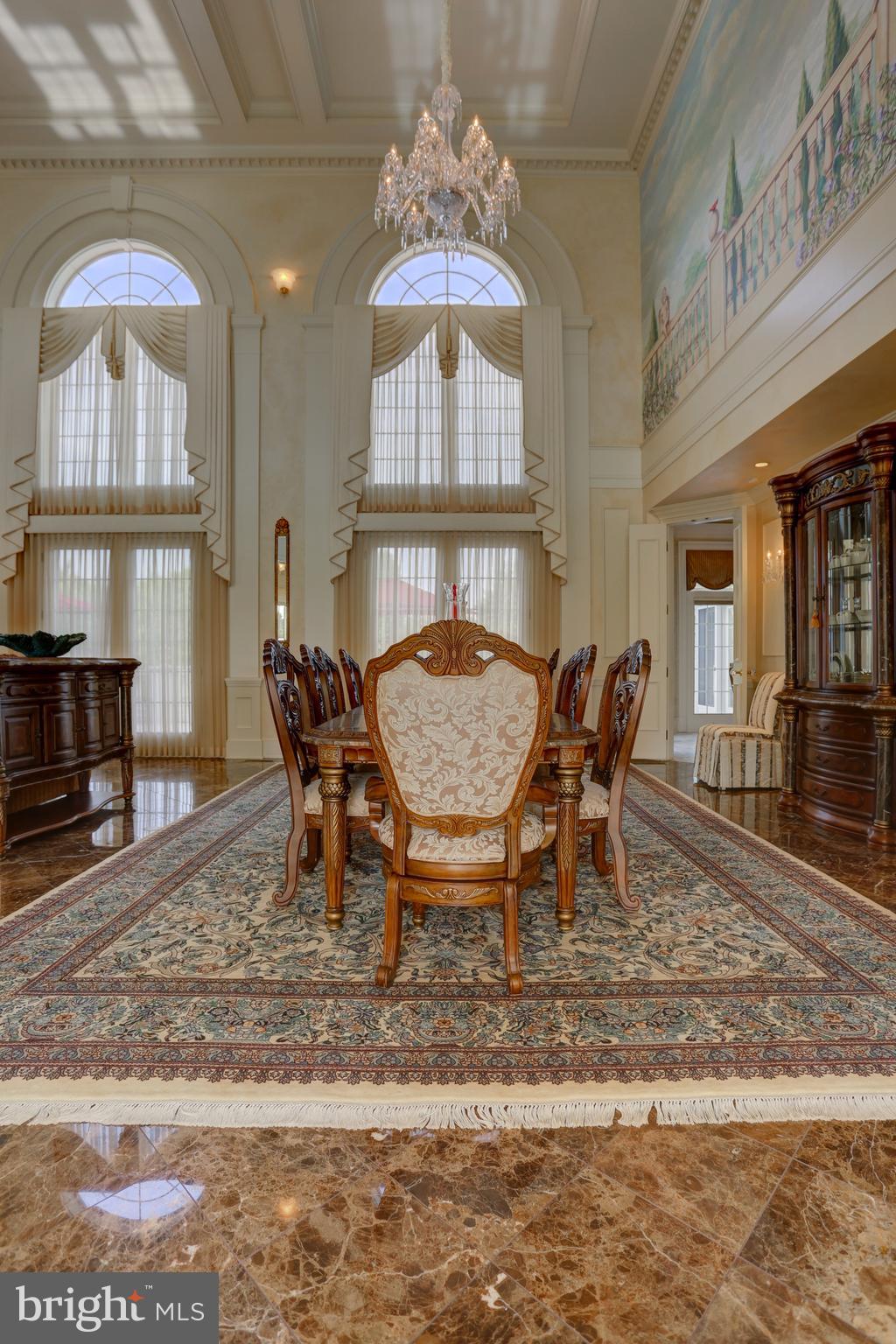 STONEHENGE - Residential