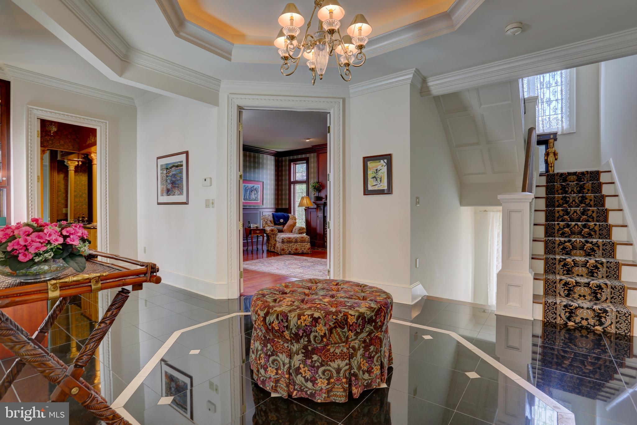 STONEHENGE - Residential