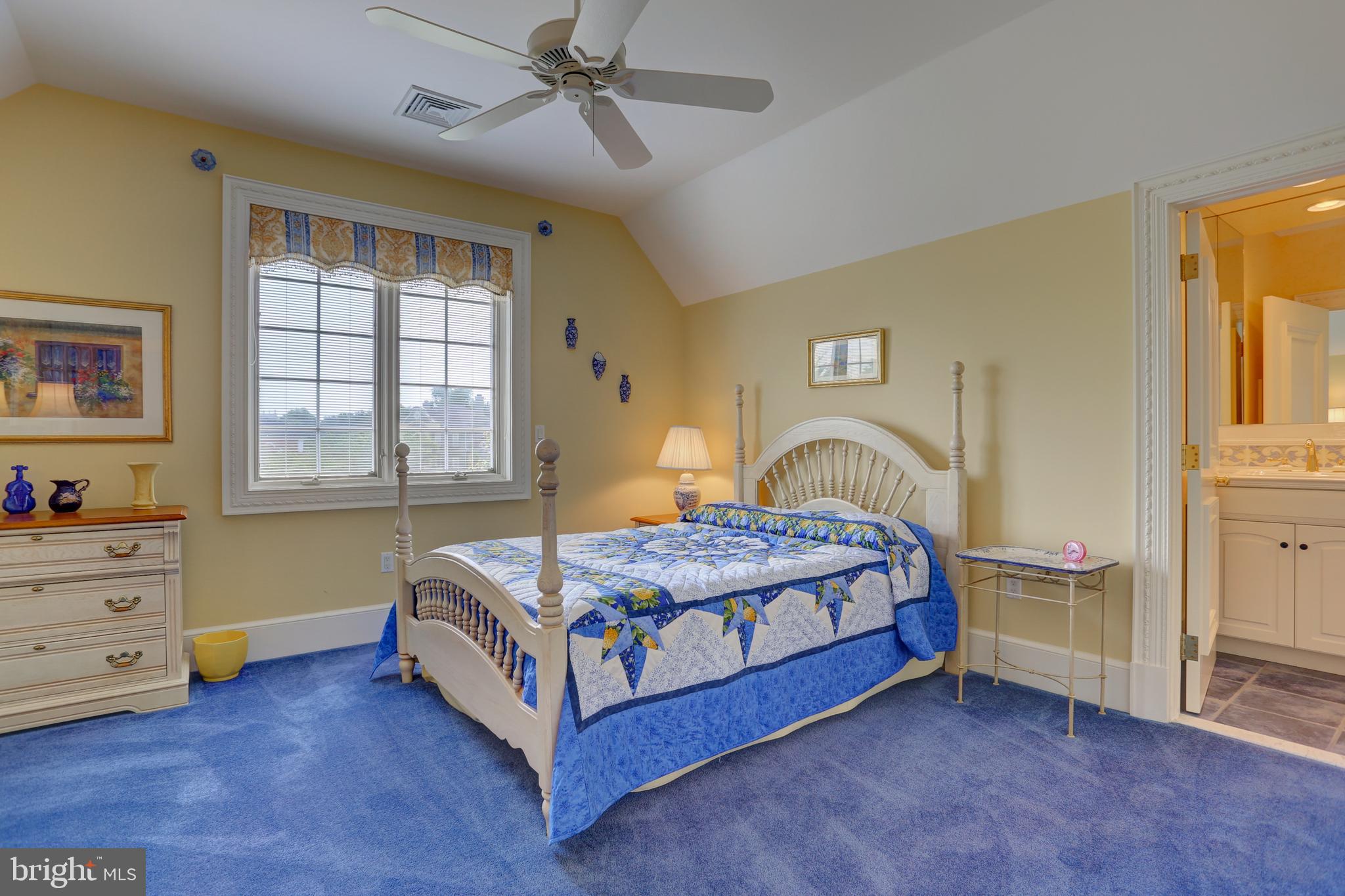 STONEHENGE - Residential