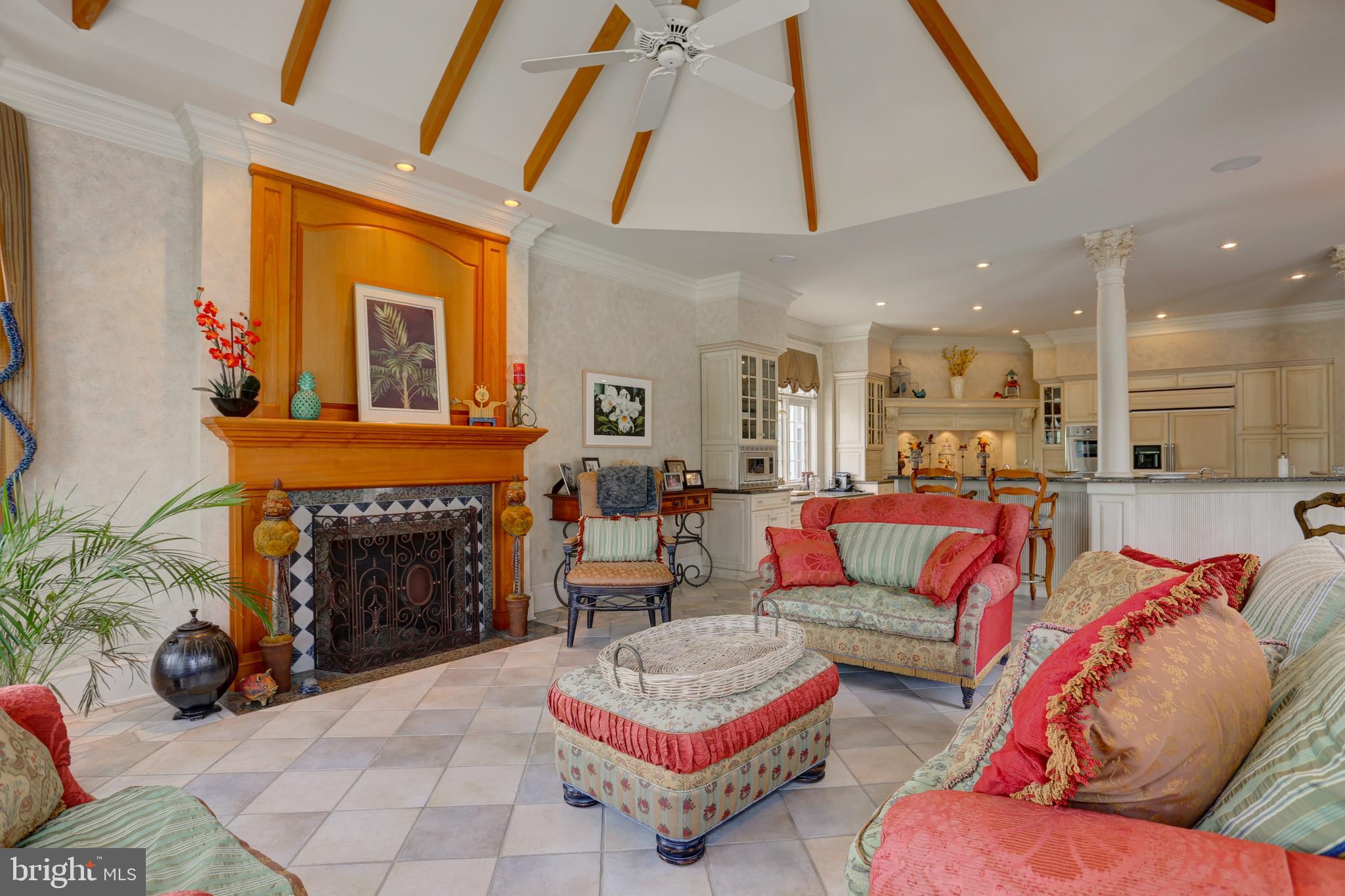 STONEHENGE - Residential