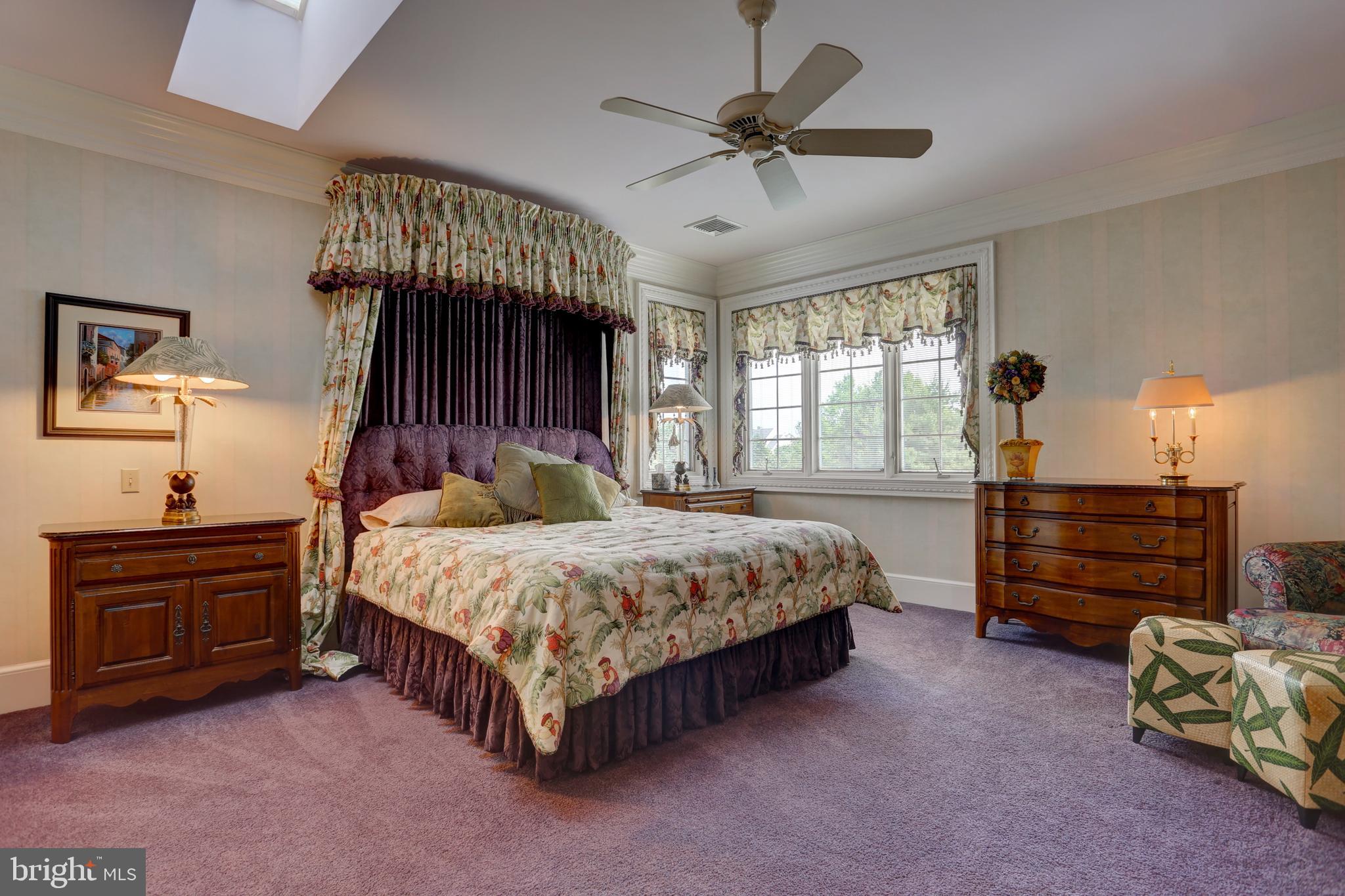 STONEHENGE - Residential