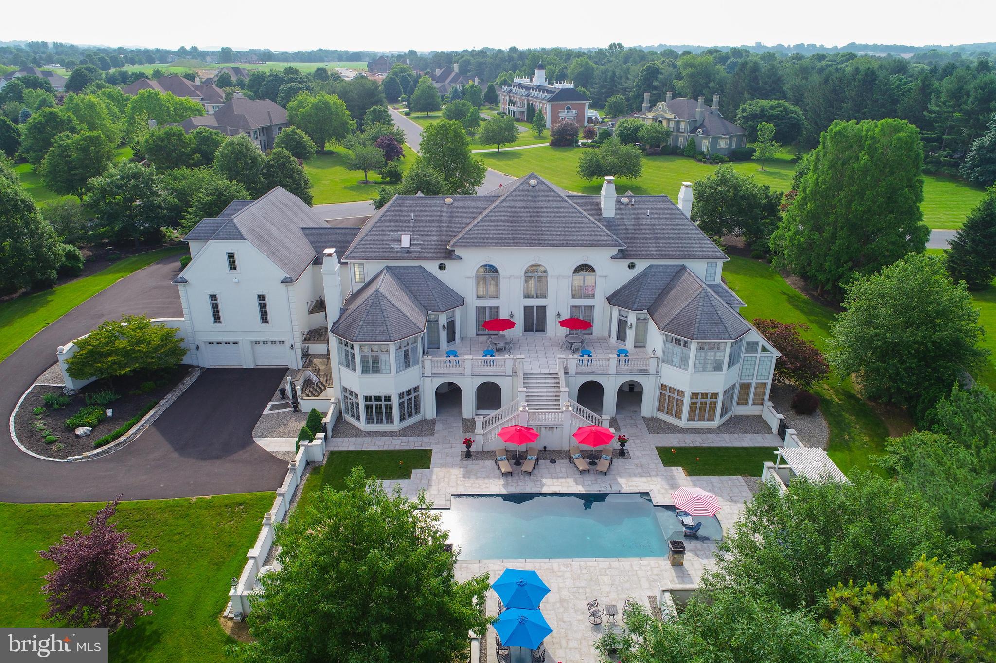 STONEHENGE - Residential