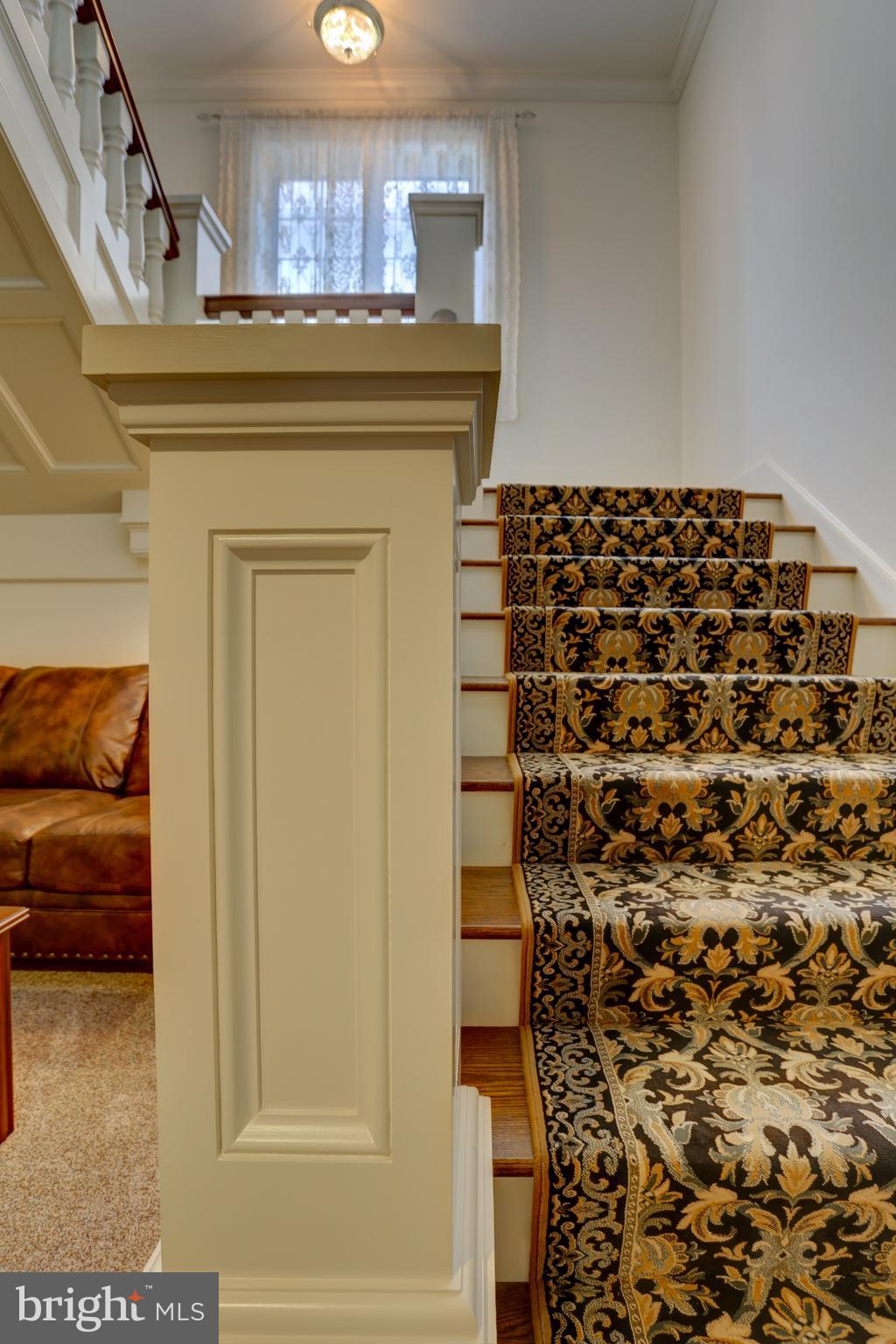 STONEHENGE - Residential