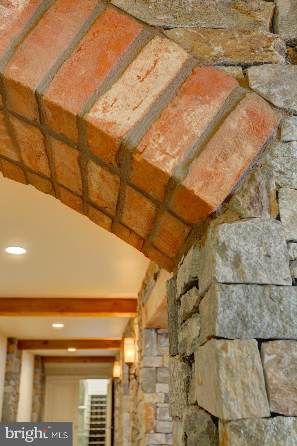 STONEHENGE - Residential