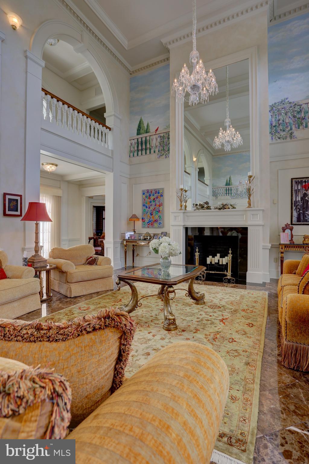 STONEHENGE - Residential