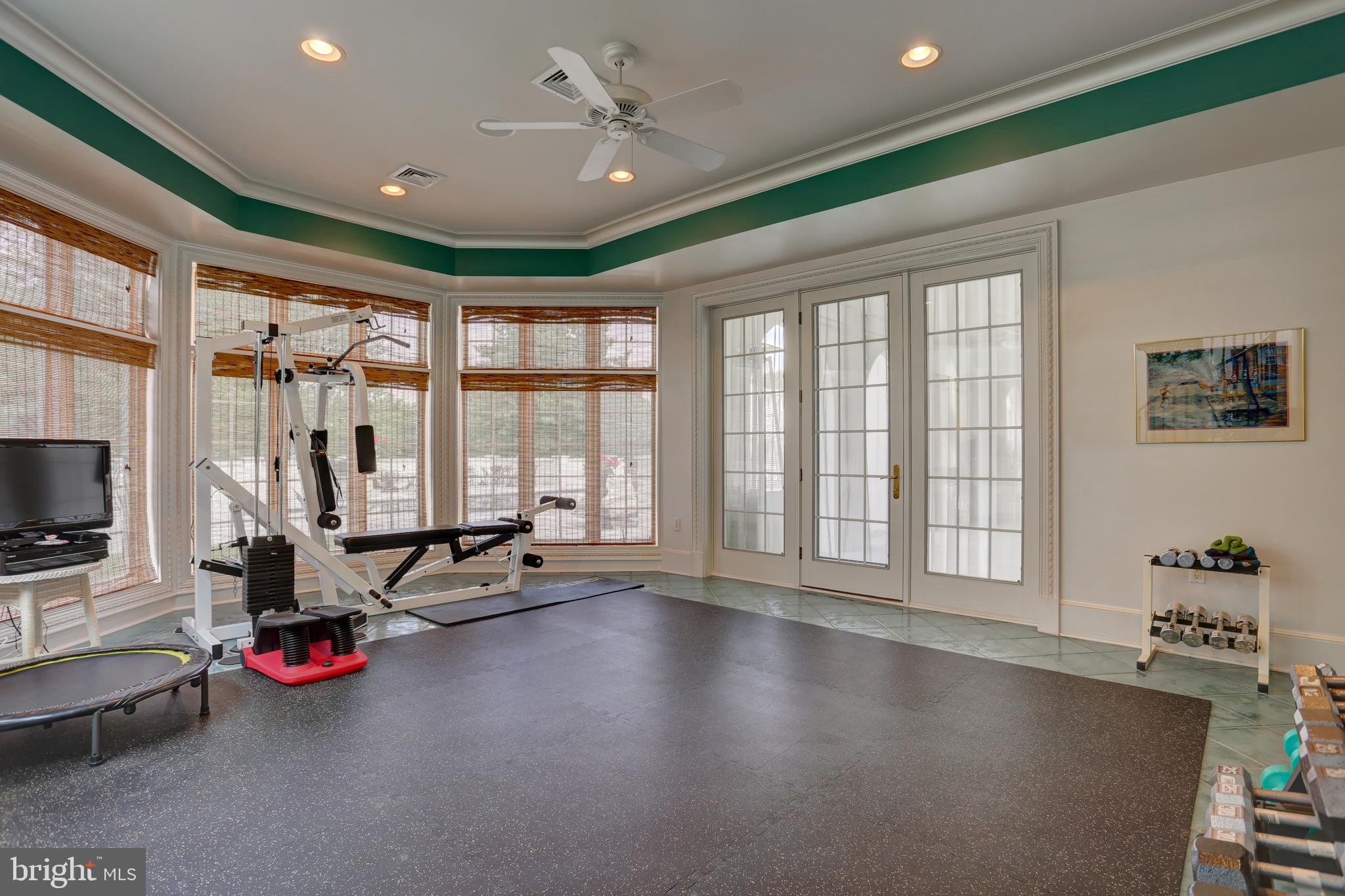 STONEHENGE - Residential