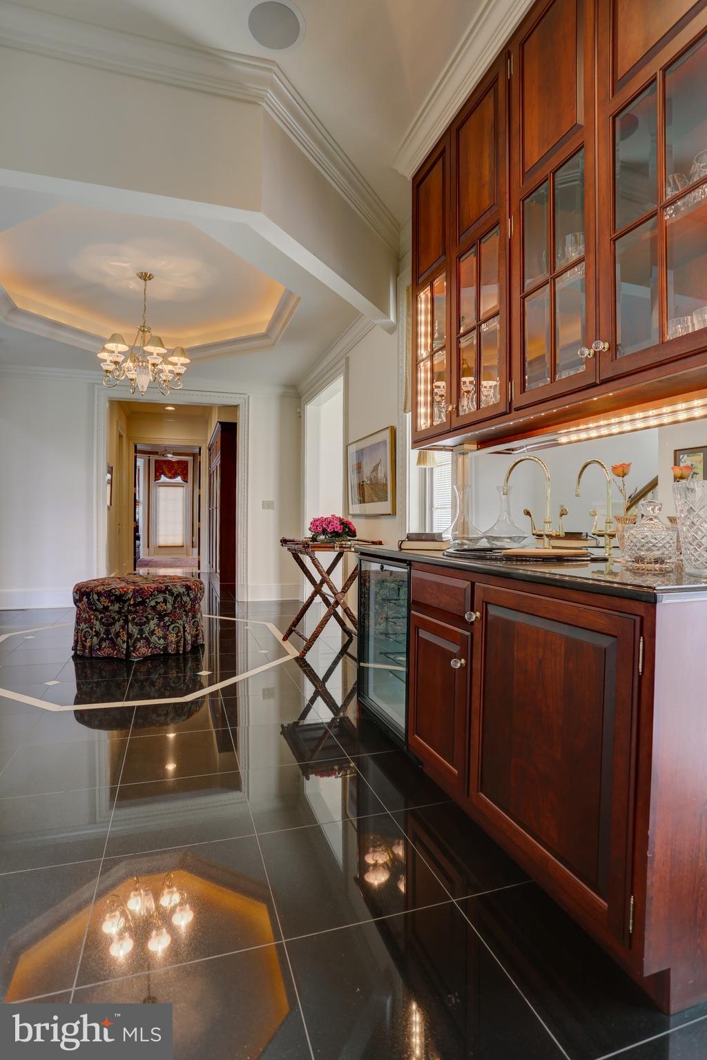 STONEHENGE - Residential