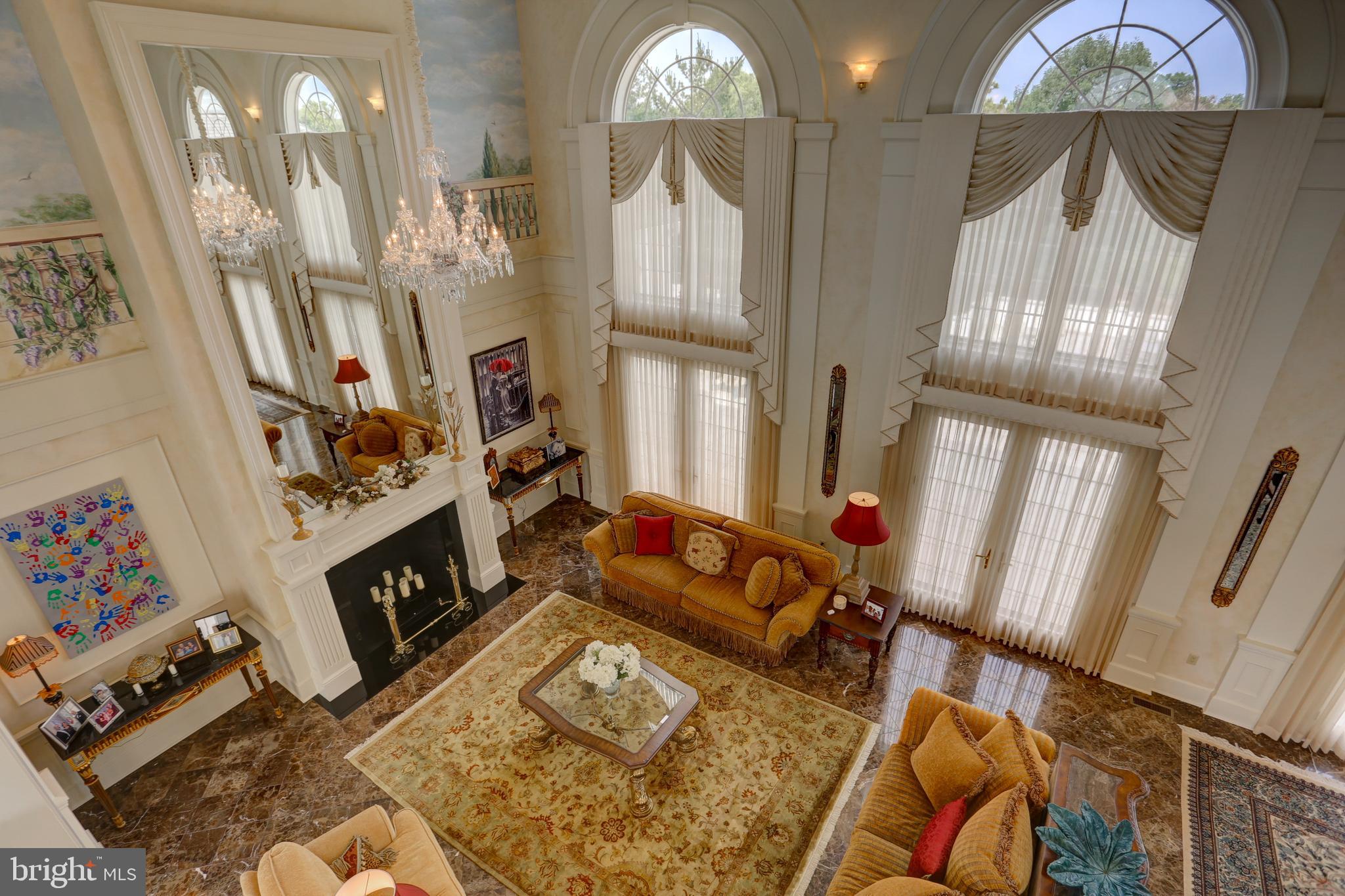 STONEHENGE - Residential