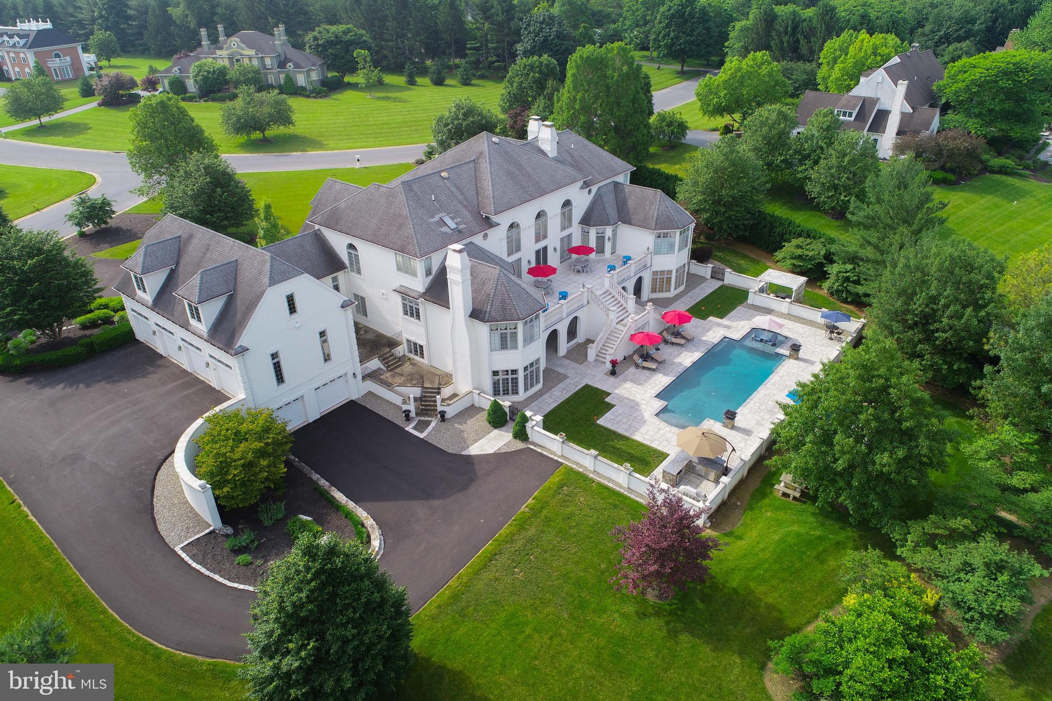 STONEHENGE - Residential