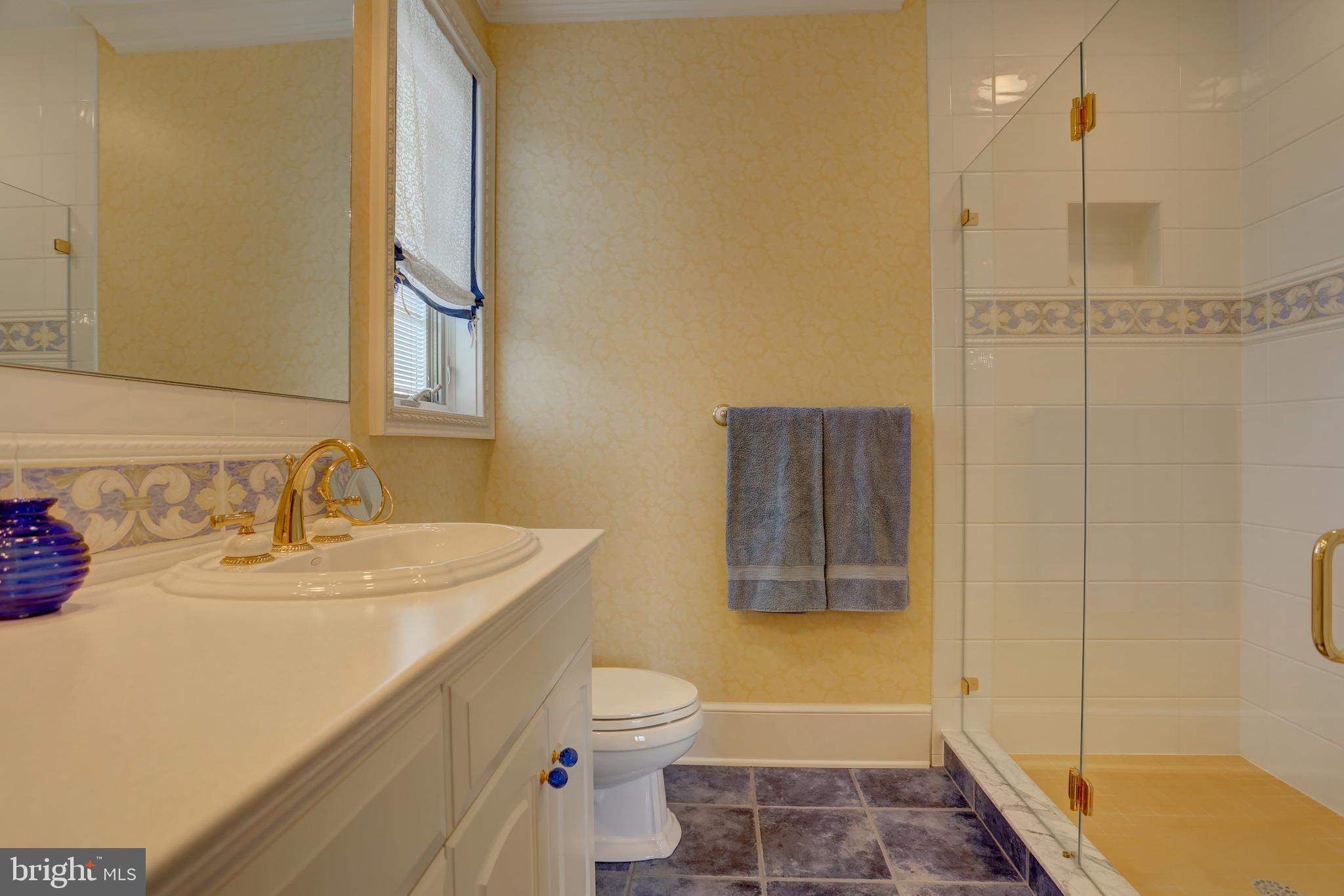 STONEHENGE - Residential